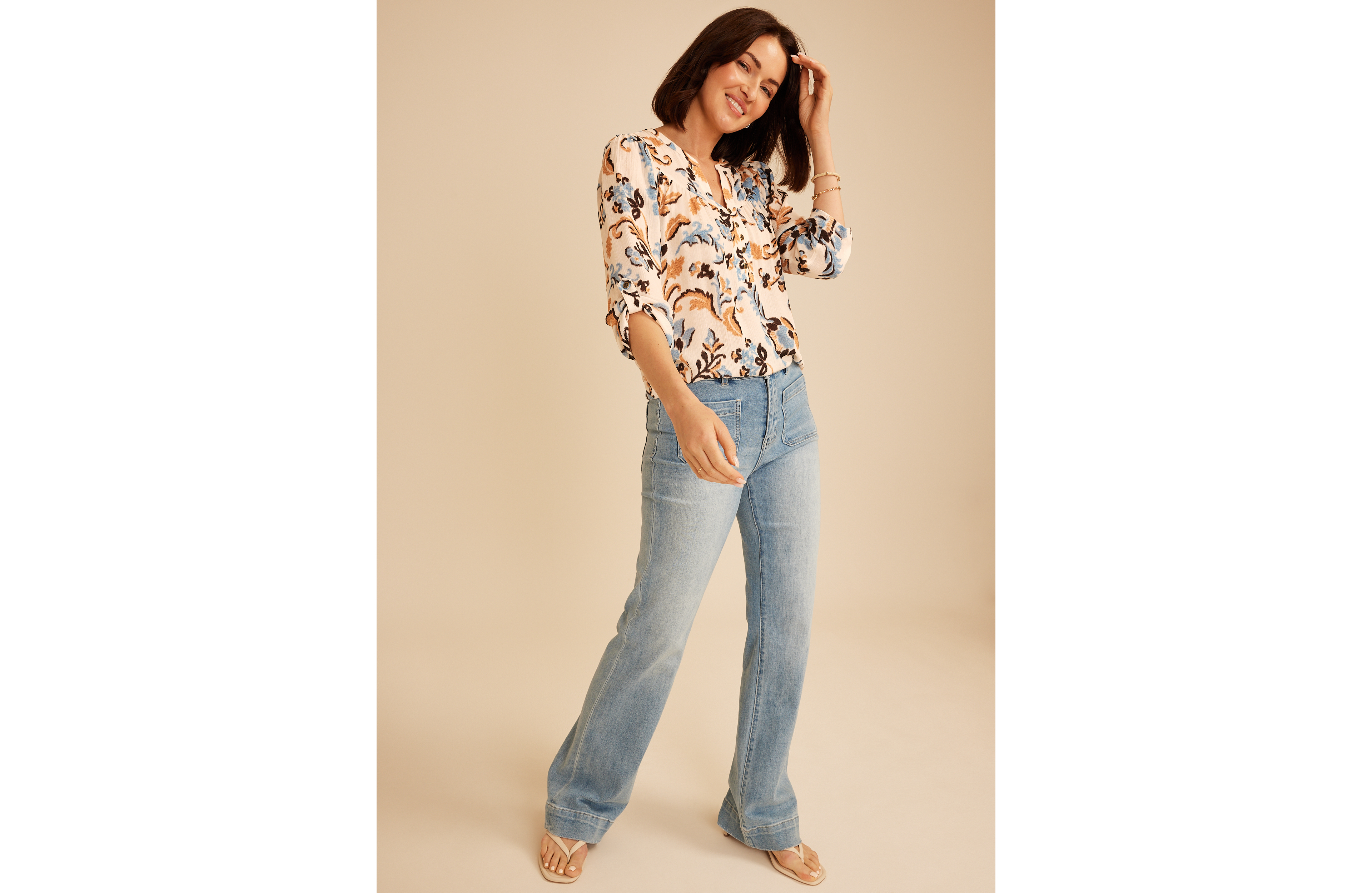 Floral Button Front 3/4 Sleeve Blouse