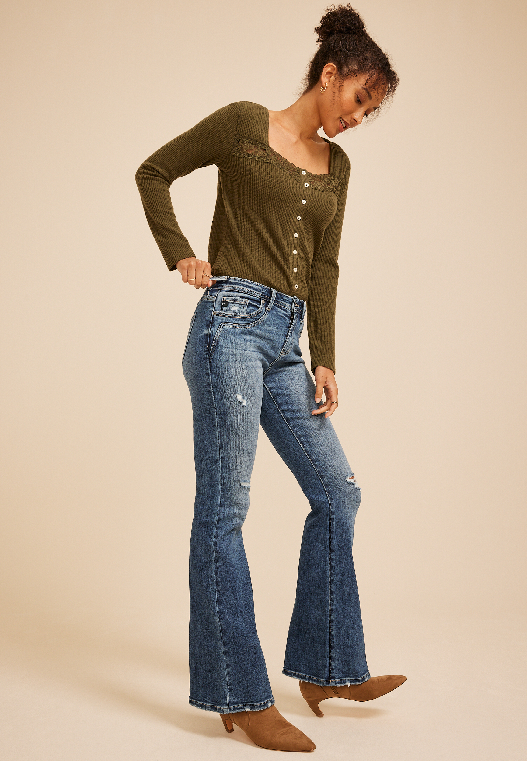 KanCan&trade; Mid Rise Western Pocket Stitch Ripped Flare Jean