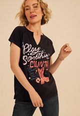 Play Somethin Country Classic Fit Graphic Tee, C106, small