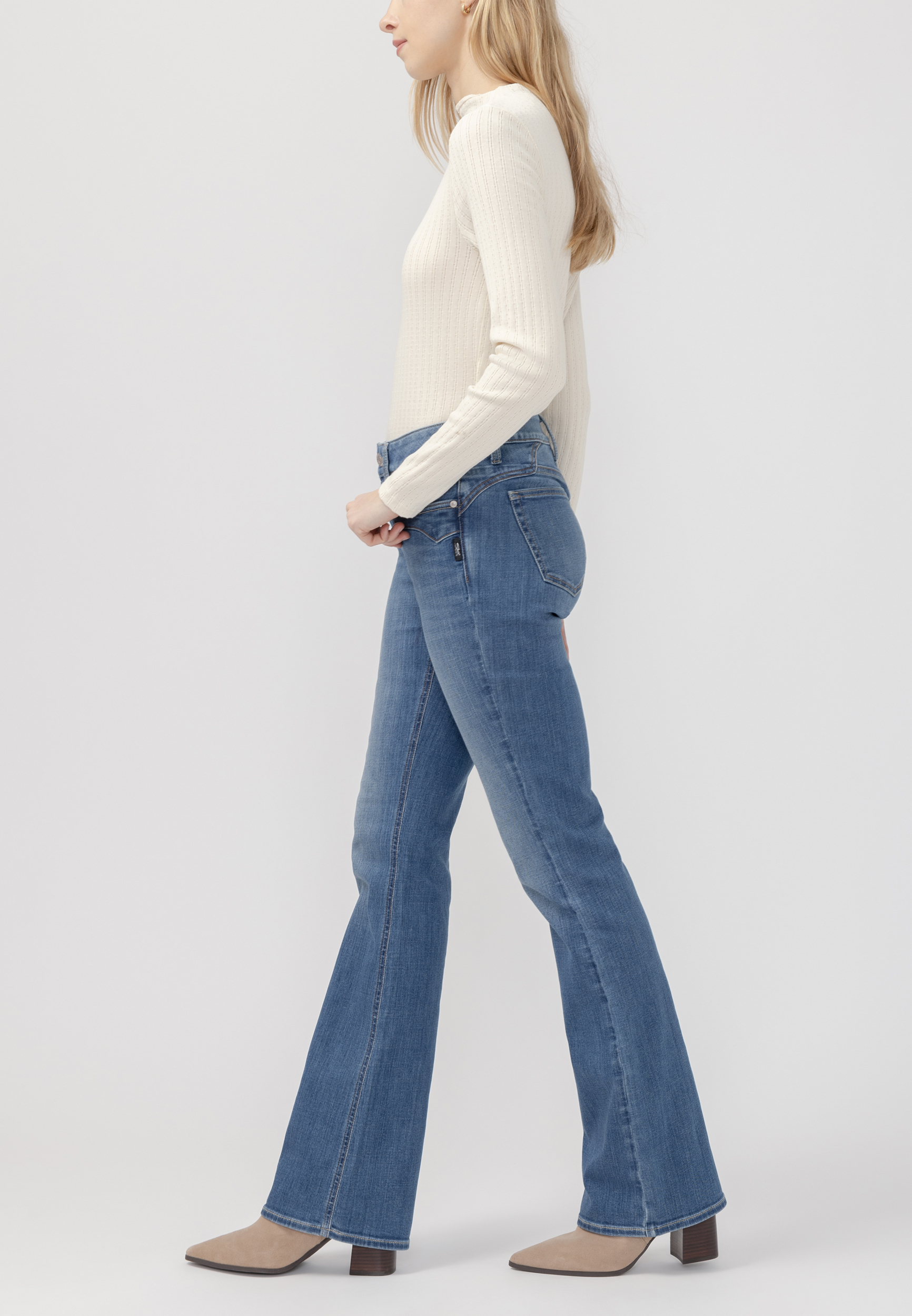 Silver Jeans Co. ® Elyse Curvy Mid Rise Western Pocket Bootcut Jean, C3337, large