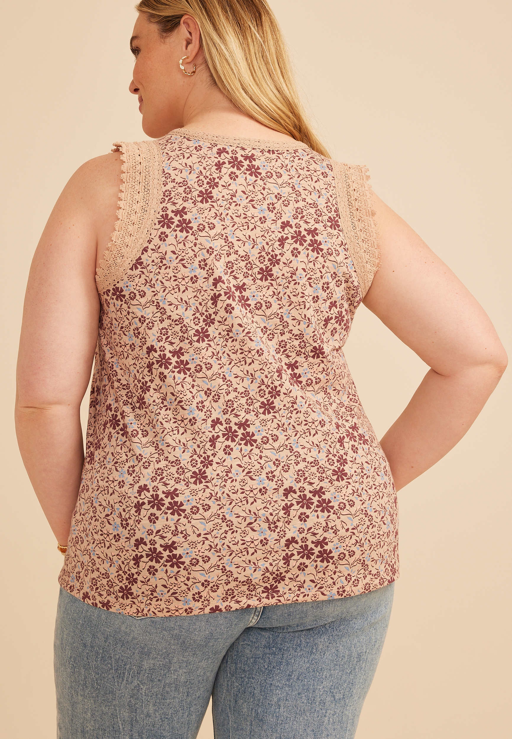 Plus Floral Lace Trim V Neck Tank Top