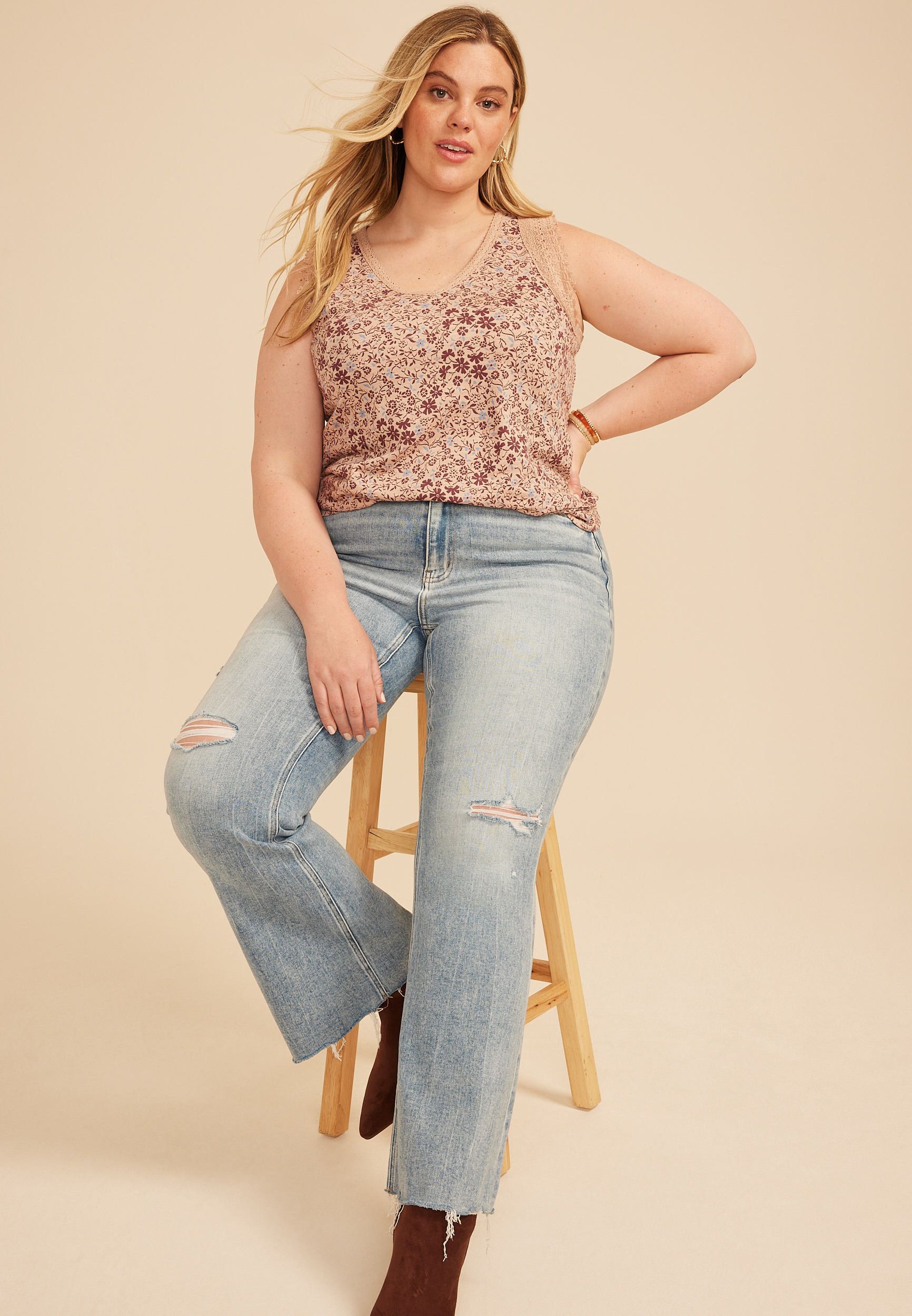 Plus Floral Lace Trim V Neck Tank Top