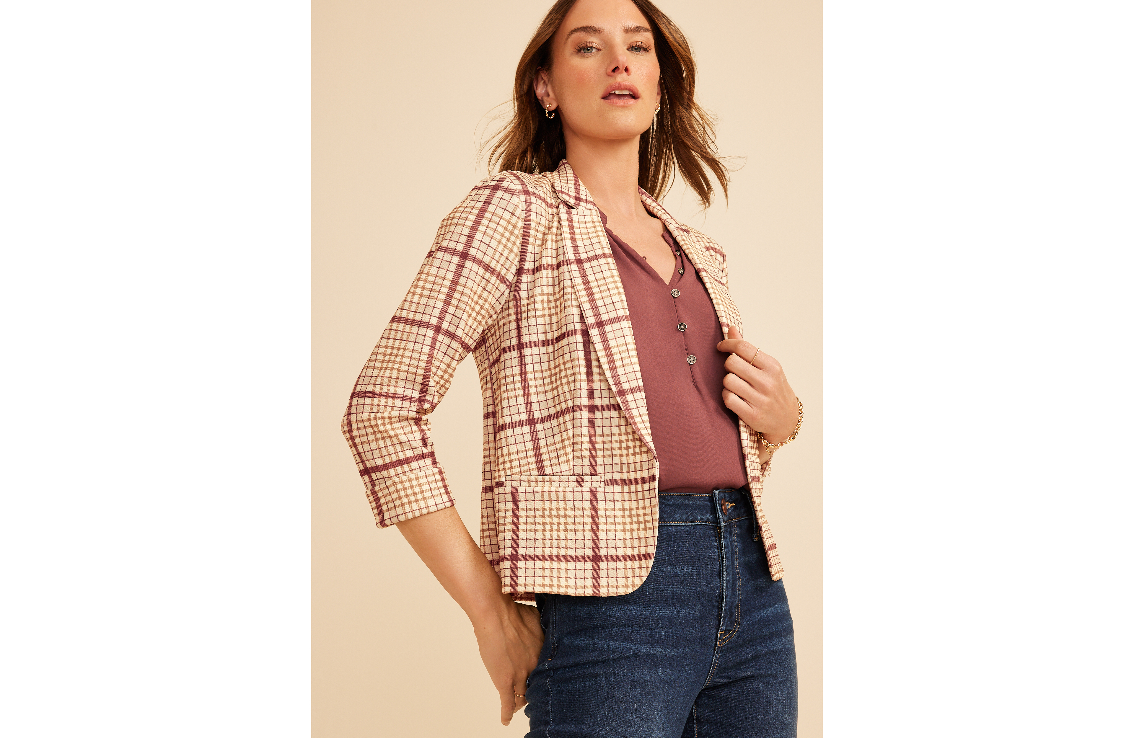 Versa Cropped Plaid Blazer