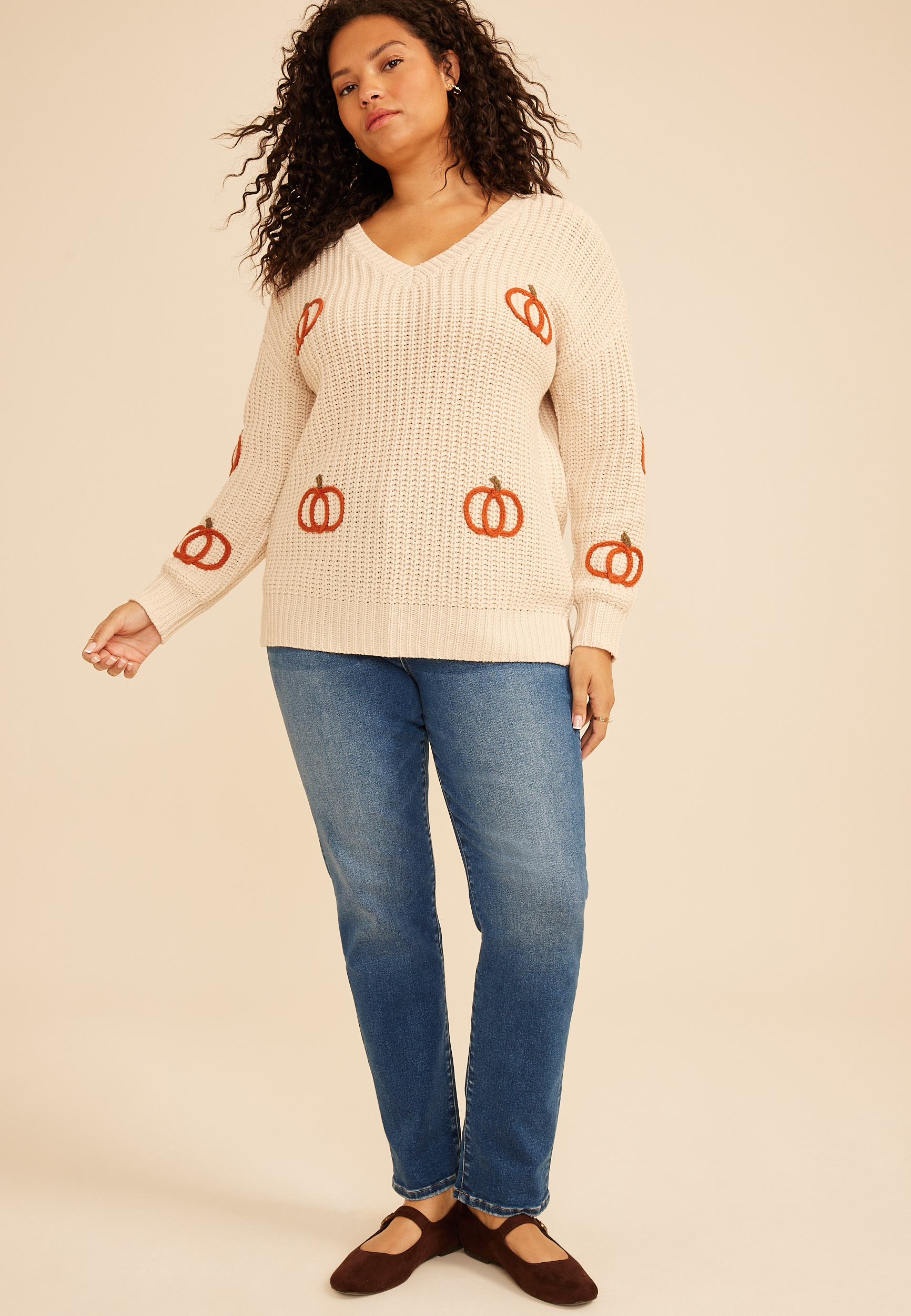 Plus Size Pumpkin Embroidered V Neck Sweater