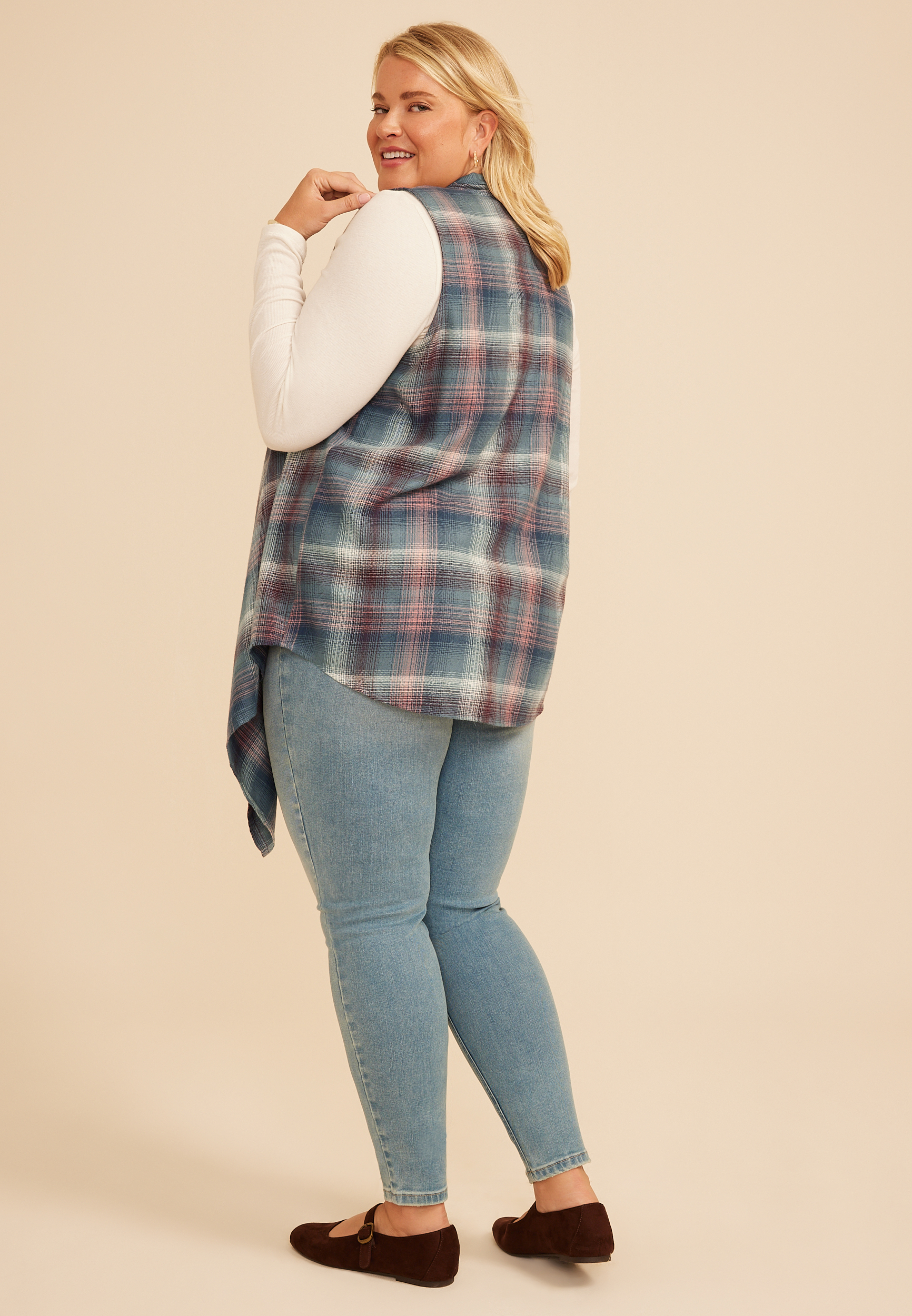 Plus Size Plaid Open Front Waterfall Vest - thumbnail 2