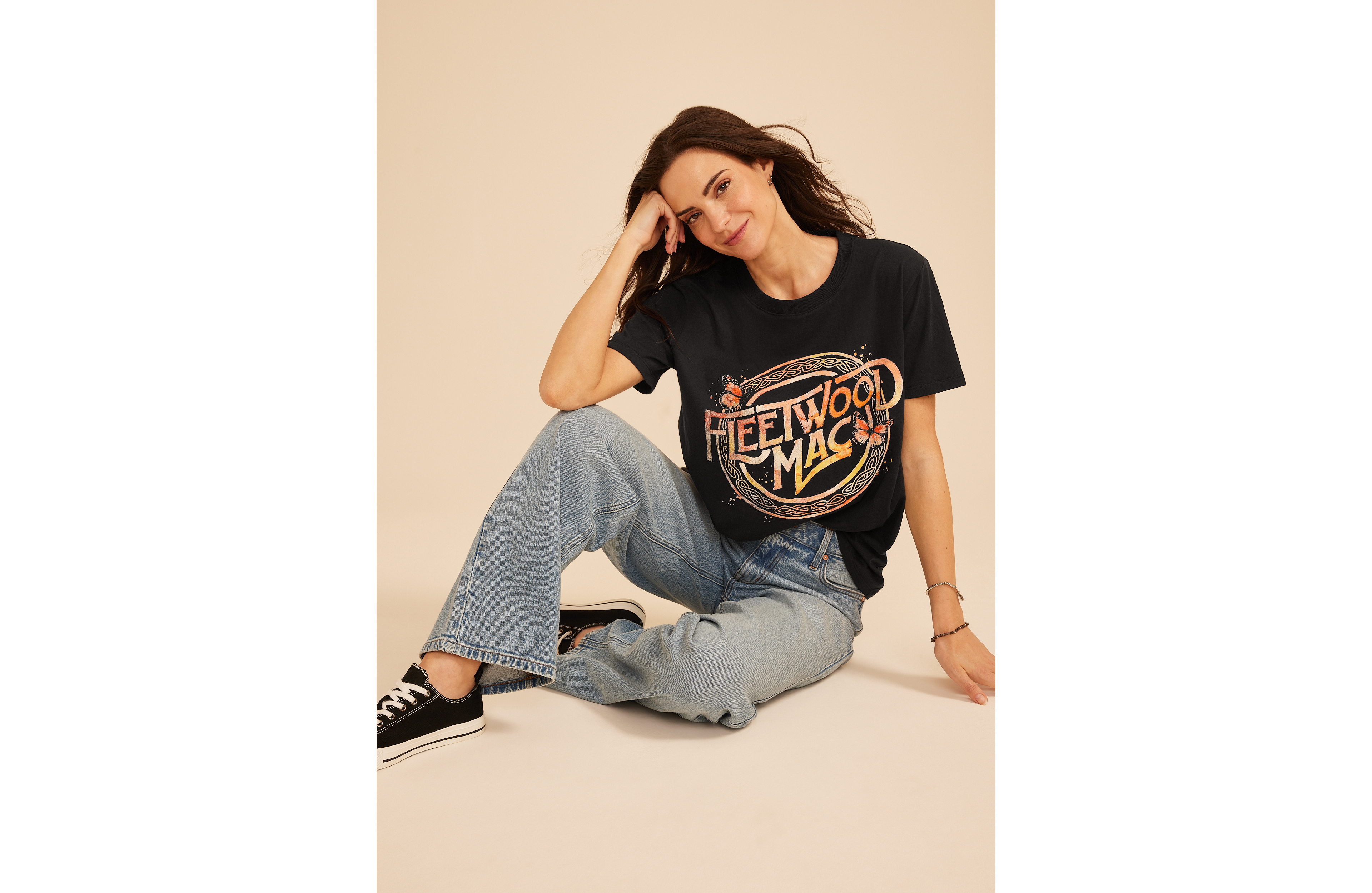 Fleetwood Mac Oversized Fit Graphic Tee