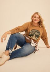 Plus Size No Tricks Just Treats Halloween Graphic Sweatshirt, C8664, small