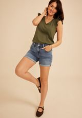 m jeans by maurices&trade; Classic High Rise Double Button Rolled Hem 5in Short, C3337, small