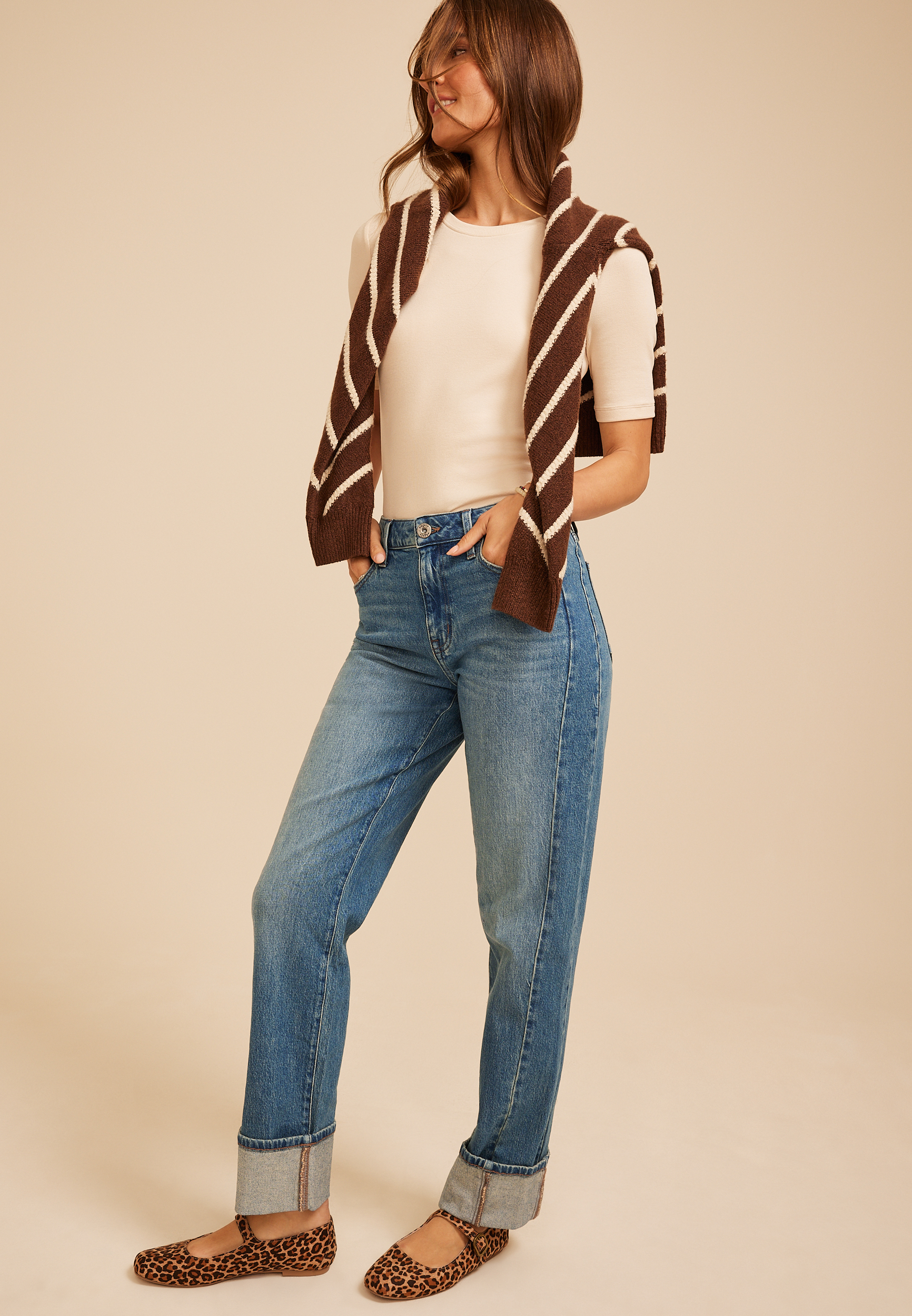 edgely&trade; High Rise Tinted Cuff Hem Relaxed Straight Jean