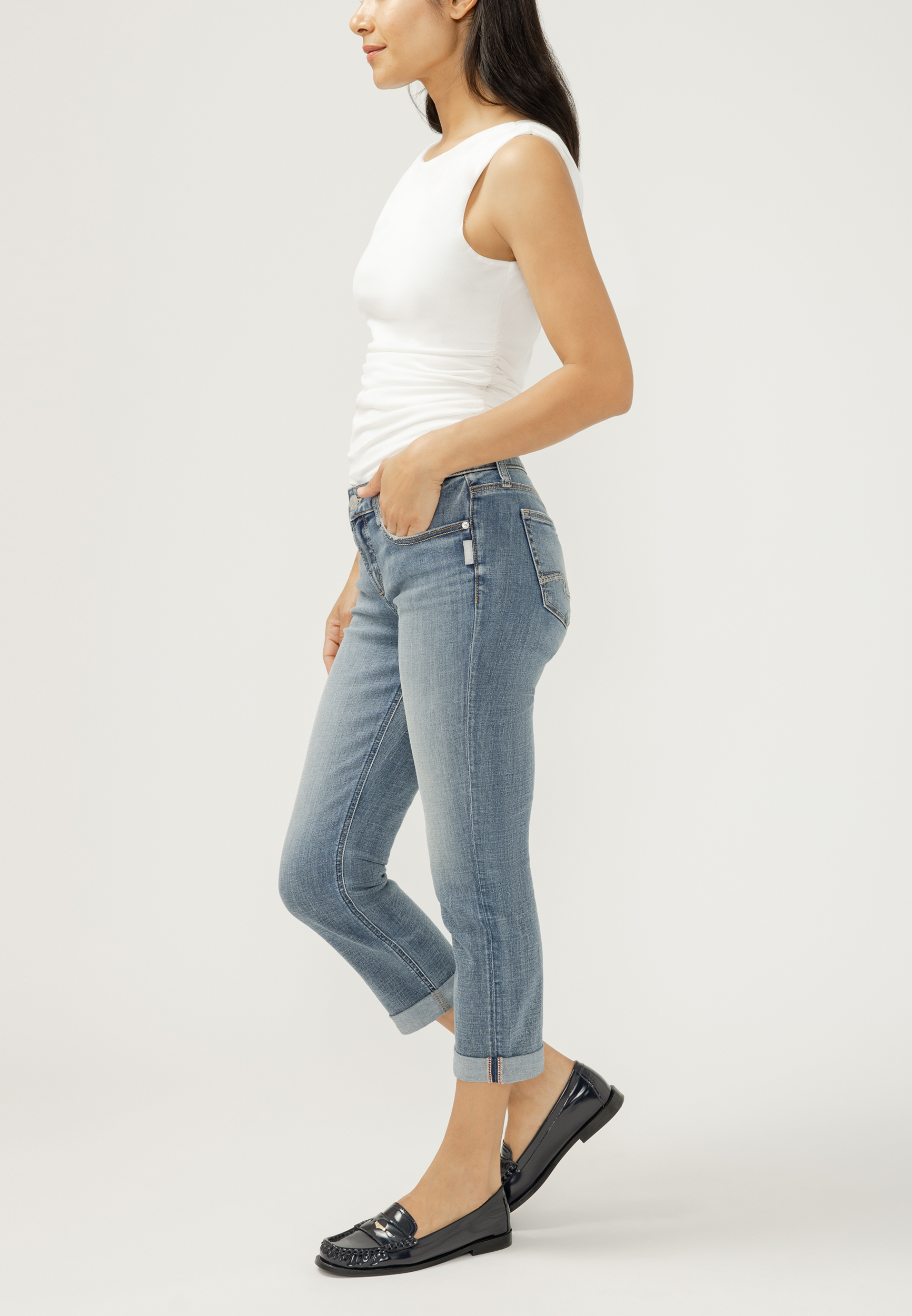 Silver Jeans Co.&reg; Elyse Curvy Mid Rise Rolled Hem Capri, C2806, large