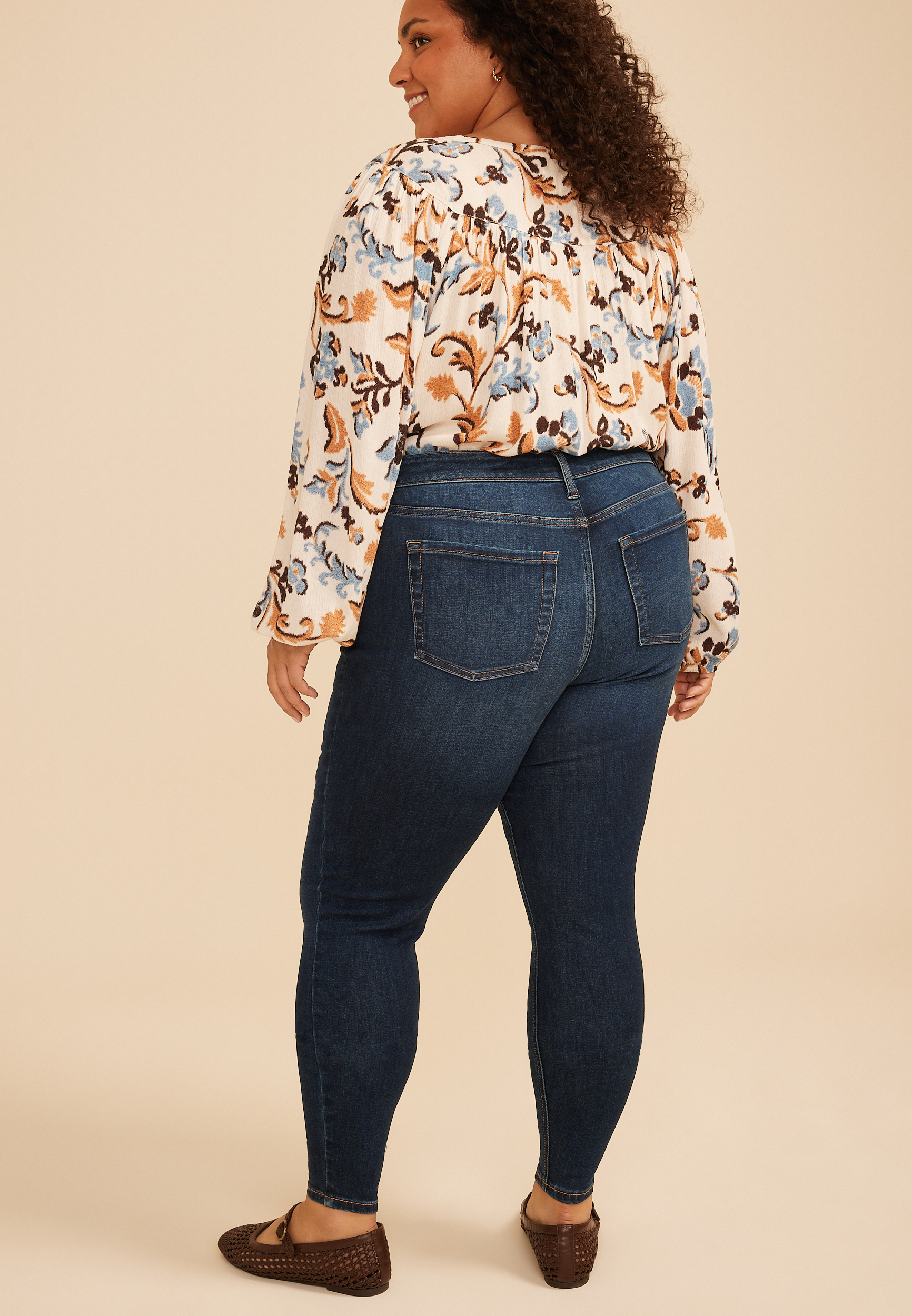 Plus Size m jeans by maurices&trade; Cool Comfort High Rise Patch Pocket Jegging, C258, large