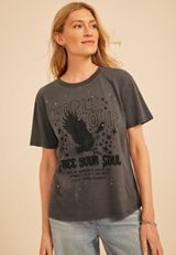 World Tour Free Your Soul Vintage Fit Graphic Tee, C9501, small