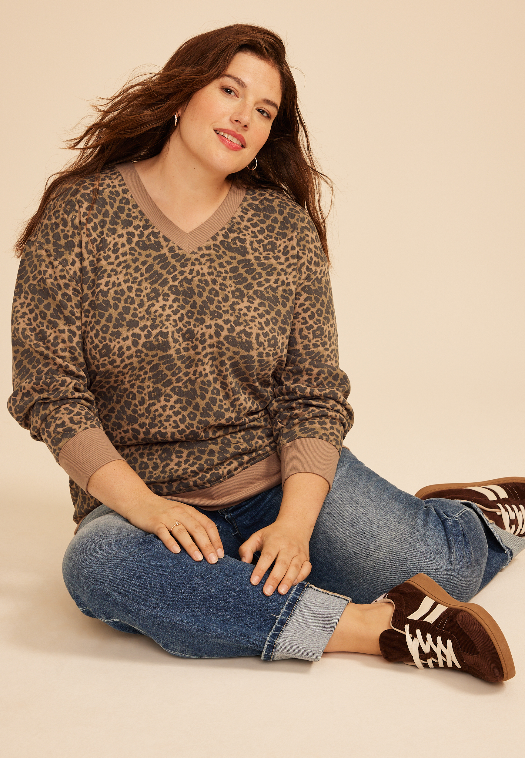 Plus Size Washed Terry V Neck Sweatshirt, C5296, large