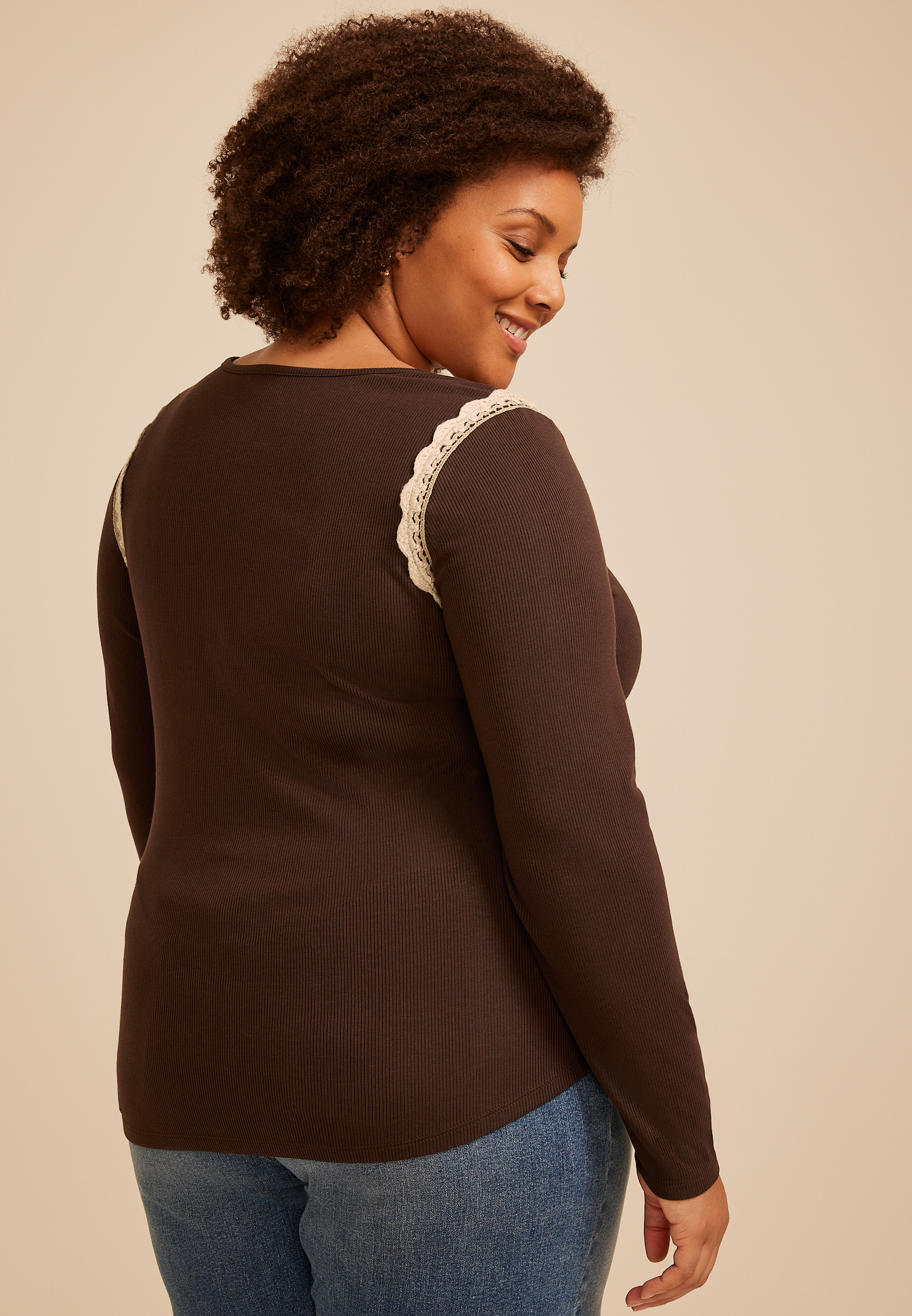 Plus Size Crochet Trim Ribbed Raglan Top