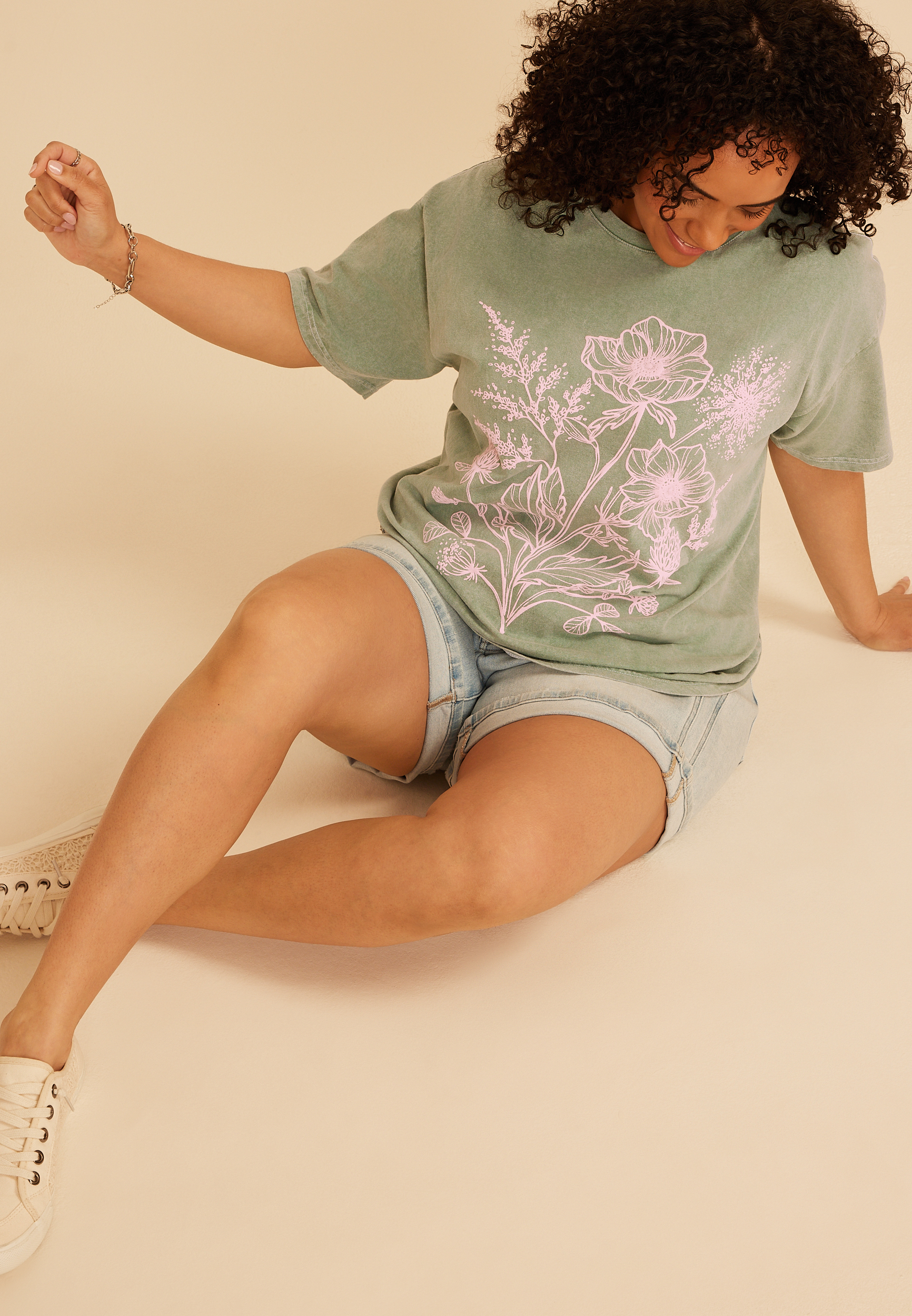 Plus Size Pink Floral Standard Fit Graphic Tee, C1612, large
