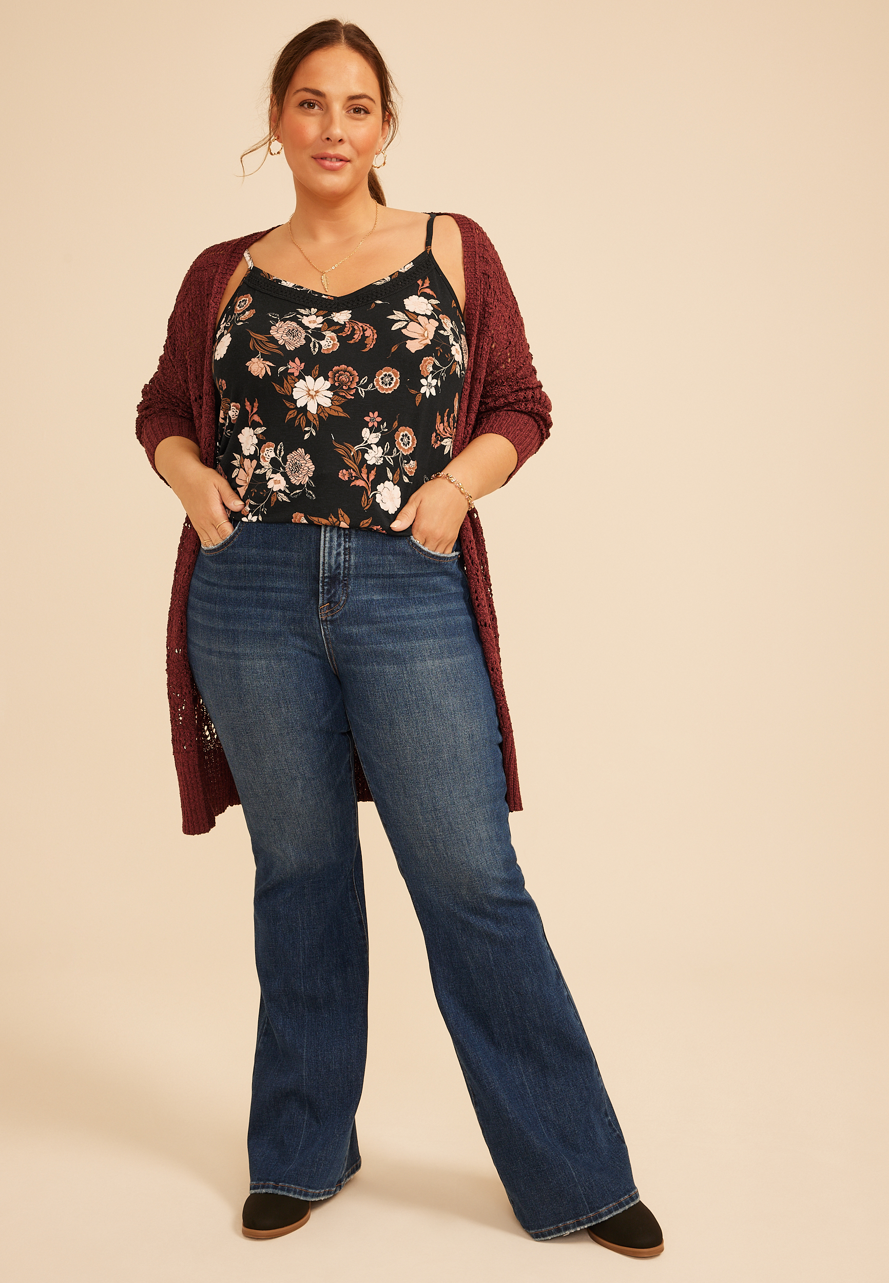 Plus Size Crochet Trim V Neck Cami Tank Top - thumbnail 6