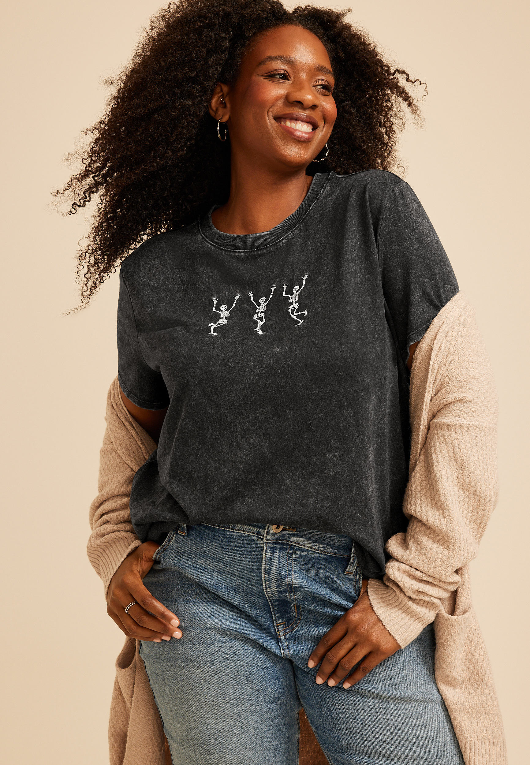 Plus Size Dancing Skeleton Oversized Fit Graphic Tee