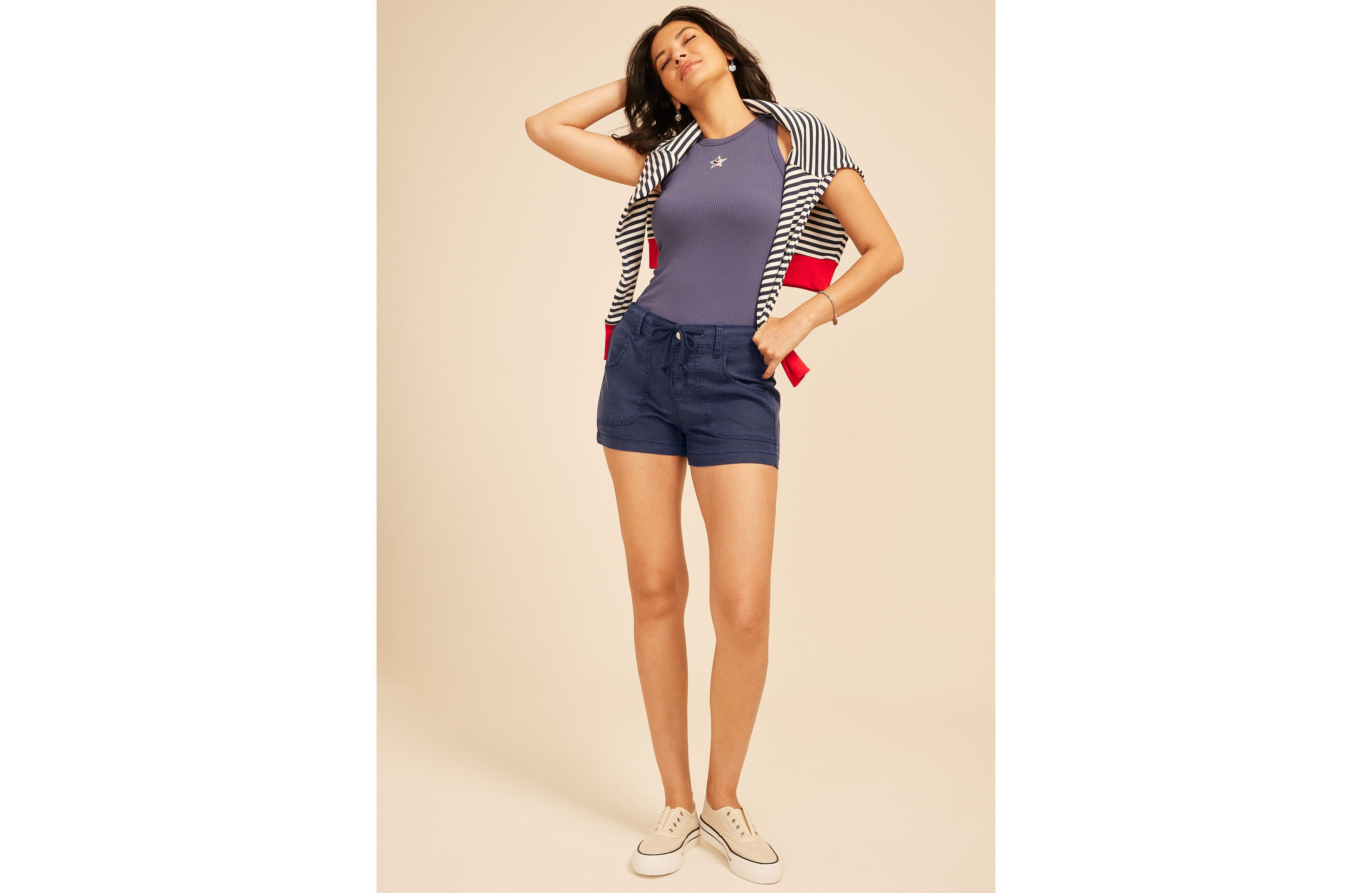 Casual High Rise Cargo 4in Shorts