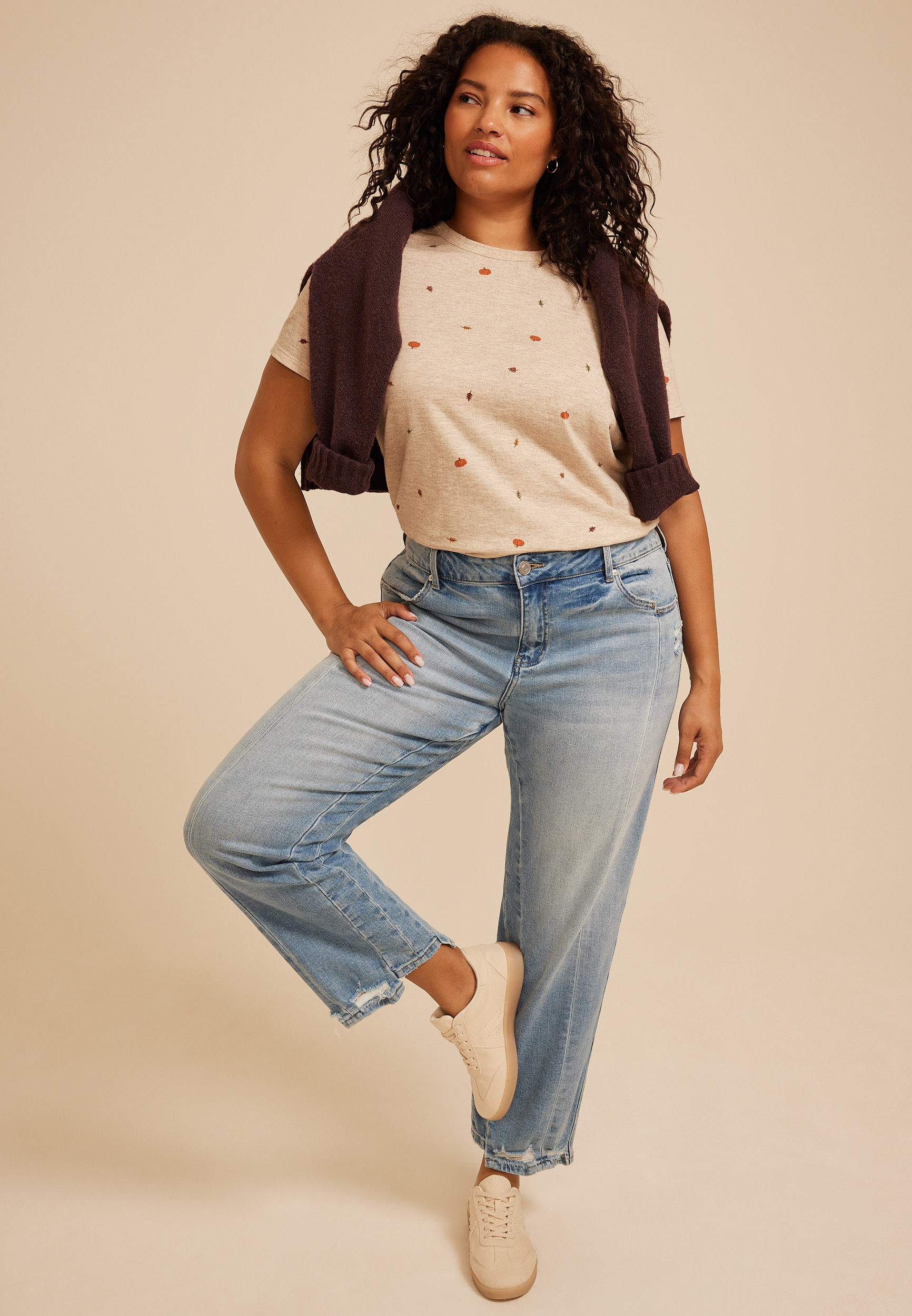 Plus Size 24/7 Dawson Pumpkin And Leaf Crew Neck Tee, C1008, large