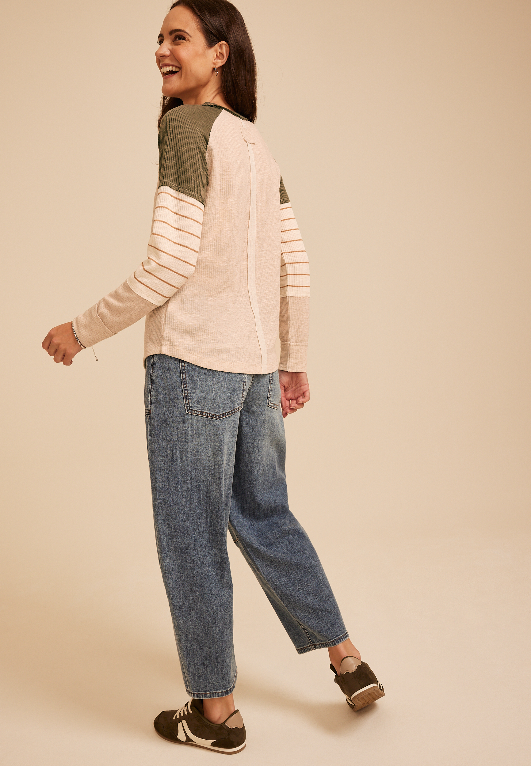 Colorblock Ribbed Striped Sleeve Raglan Tee, C1008, large