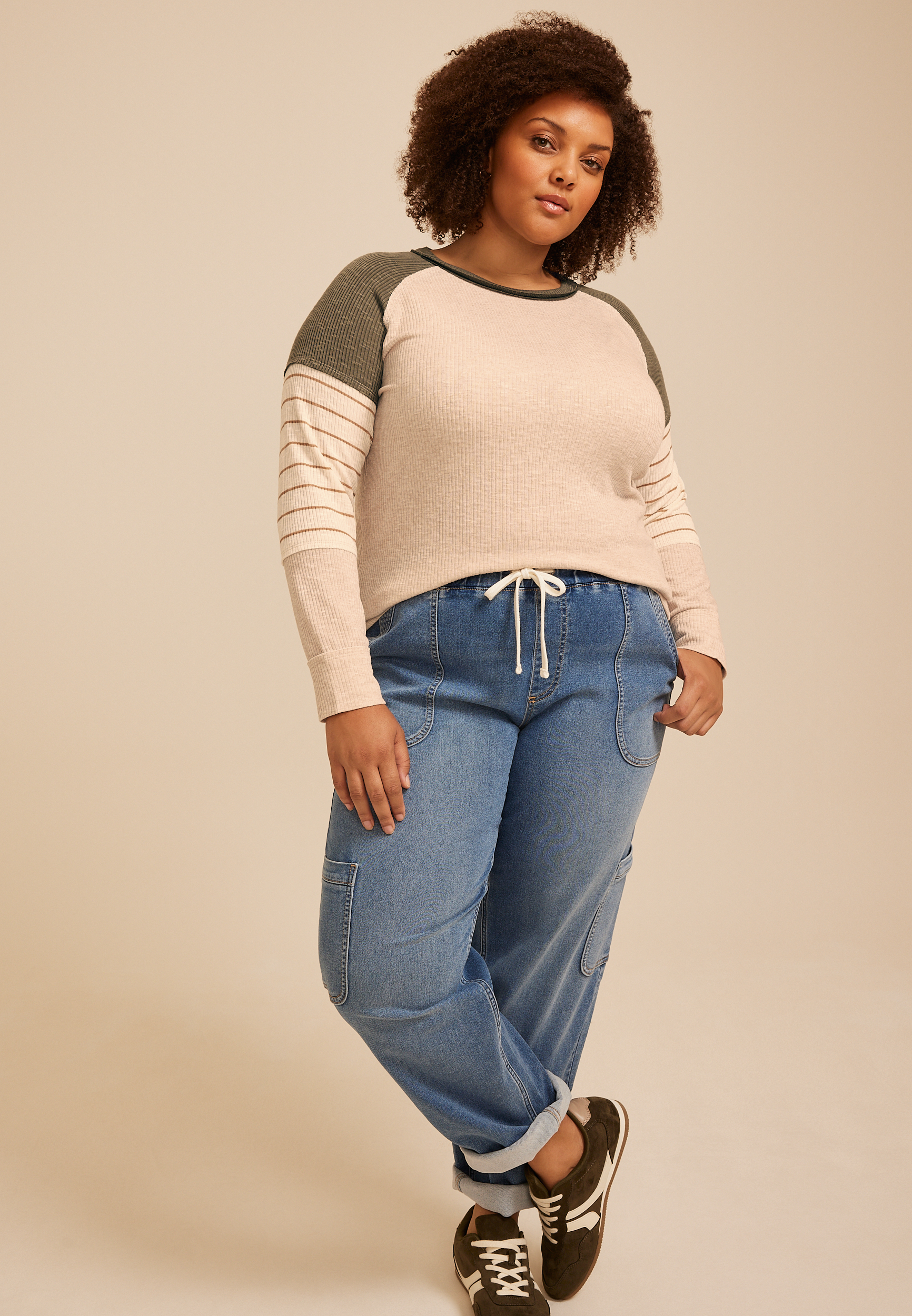 Plus Size Colorblock Ribbed Striped Sleeve Raglan Tee