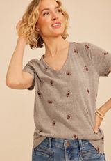 24/7 Dawson Football Embroidered V Neck Tee, C2821, small