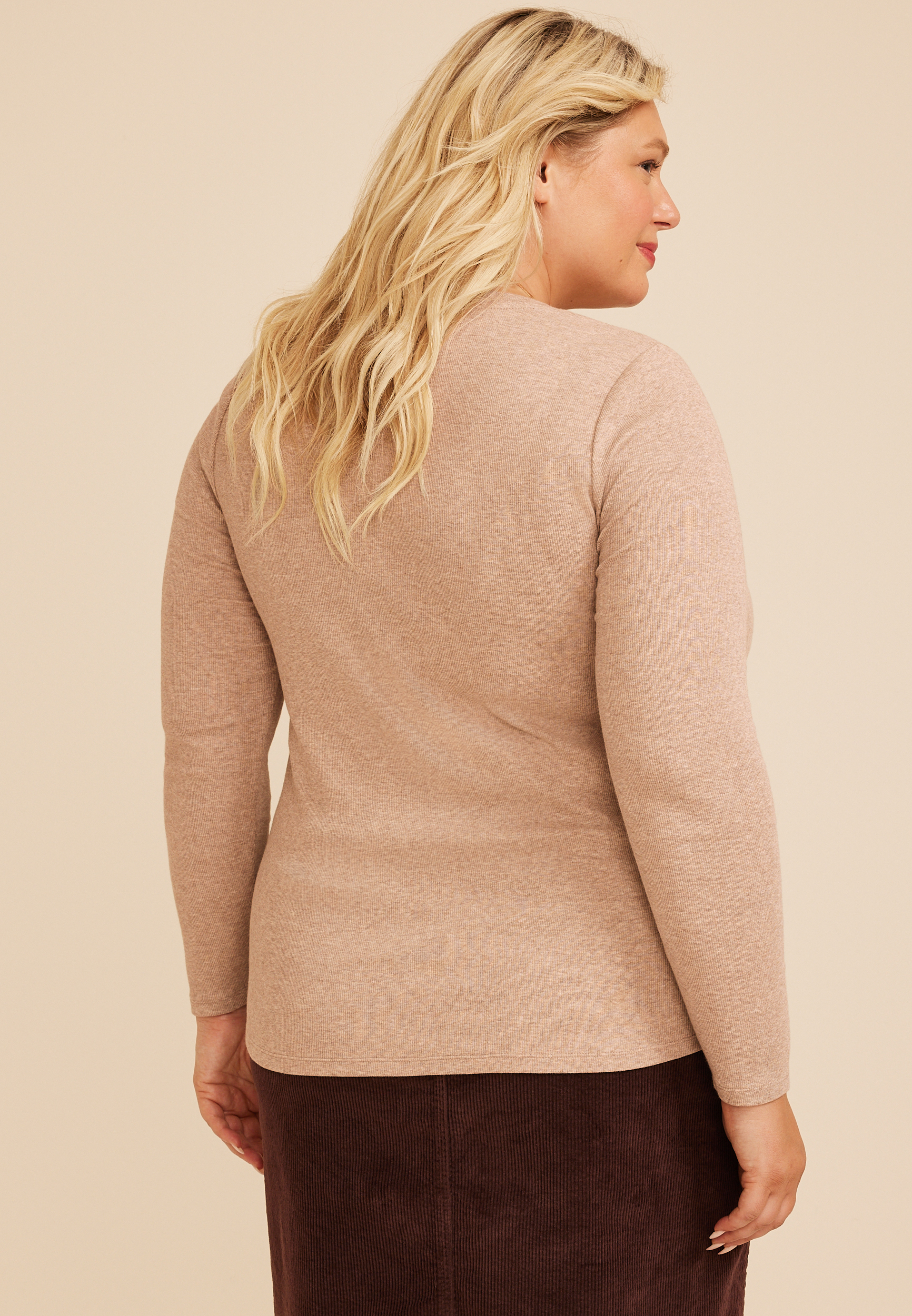 Plus Size 24/7 Ada Ribbed Long Sleeve Tee, C977, large