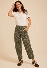 Camo High Rise Seamed Barrel Pant, C8897, small