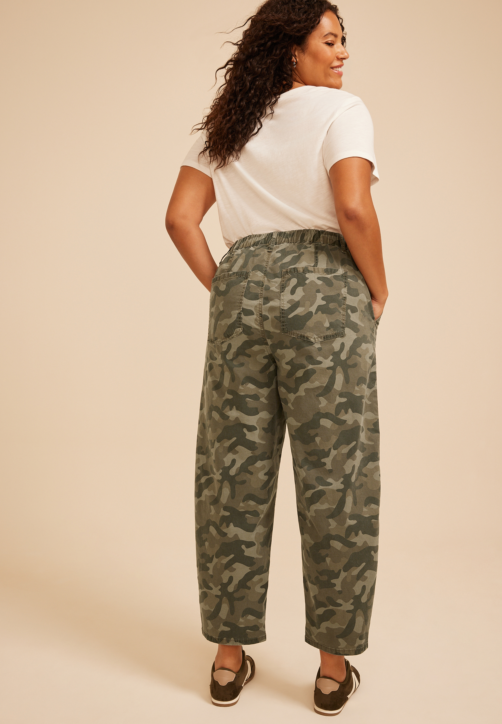 Plus Size Camo High Rise Seamed Barrel Pant, C8897, large