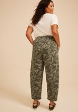 Plus Size Camo High Rise Seamed Barrel Pant, C8897, small