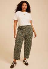 Plus Size Camo High Rise Seamed Barrel Pant, C8897, small