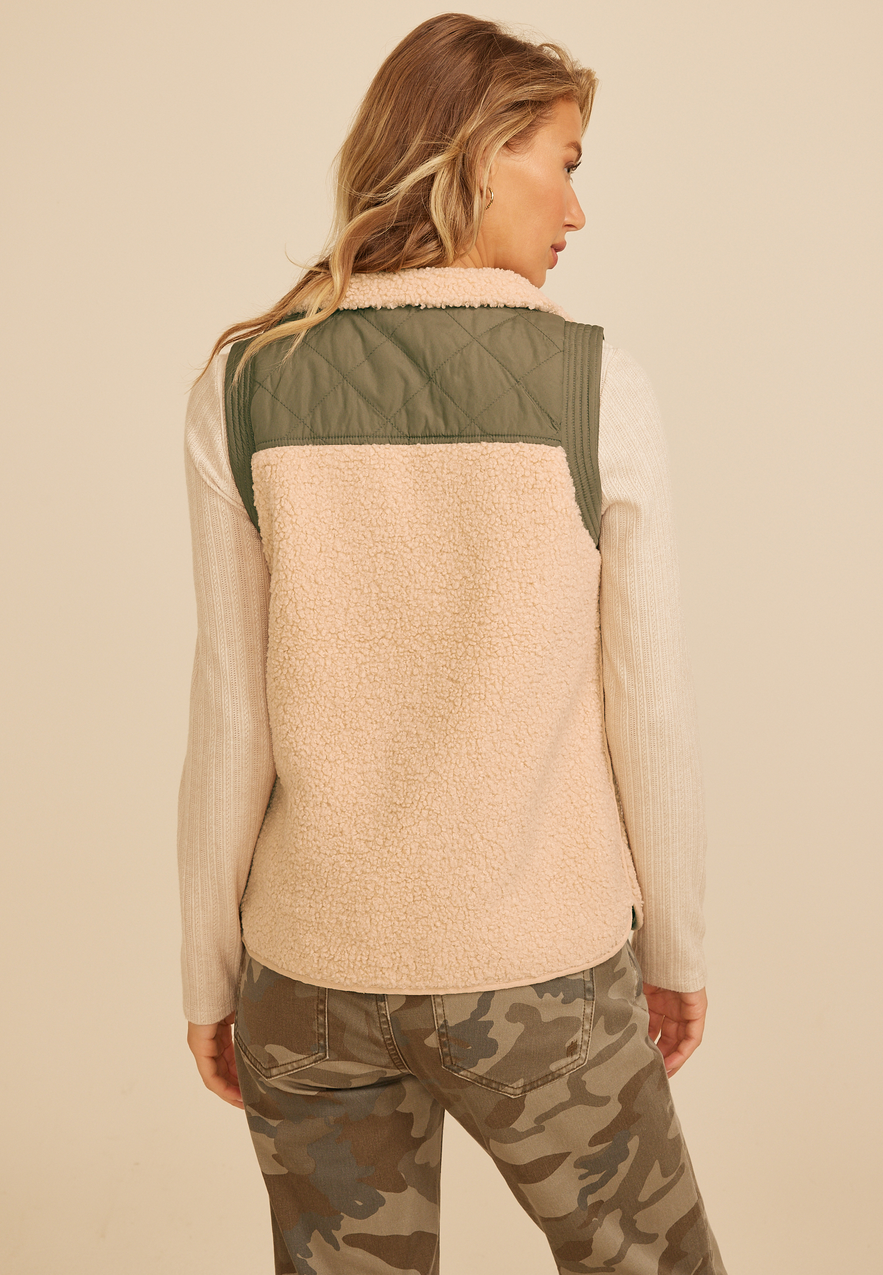 Snap Front Sherpa Vest, C1829, large