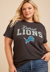 Plus Size NFL® Oversized Fit Graphic Tee, C2002, small