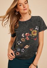 Trailing Floral Classic Fit Graphic Tee, C106, small