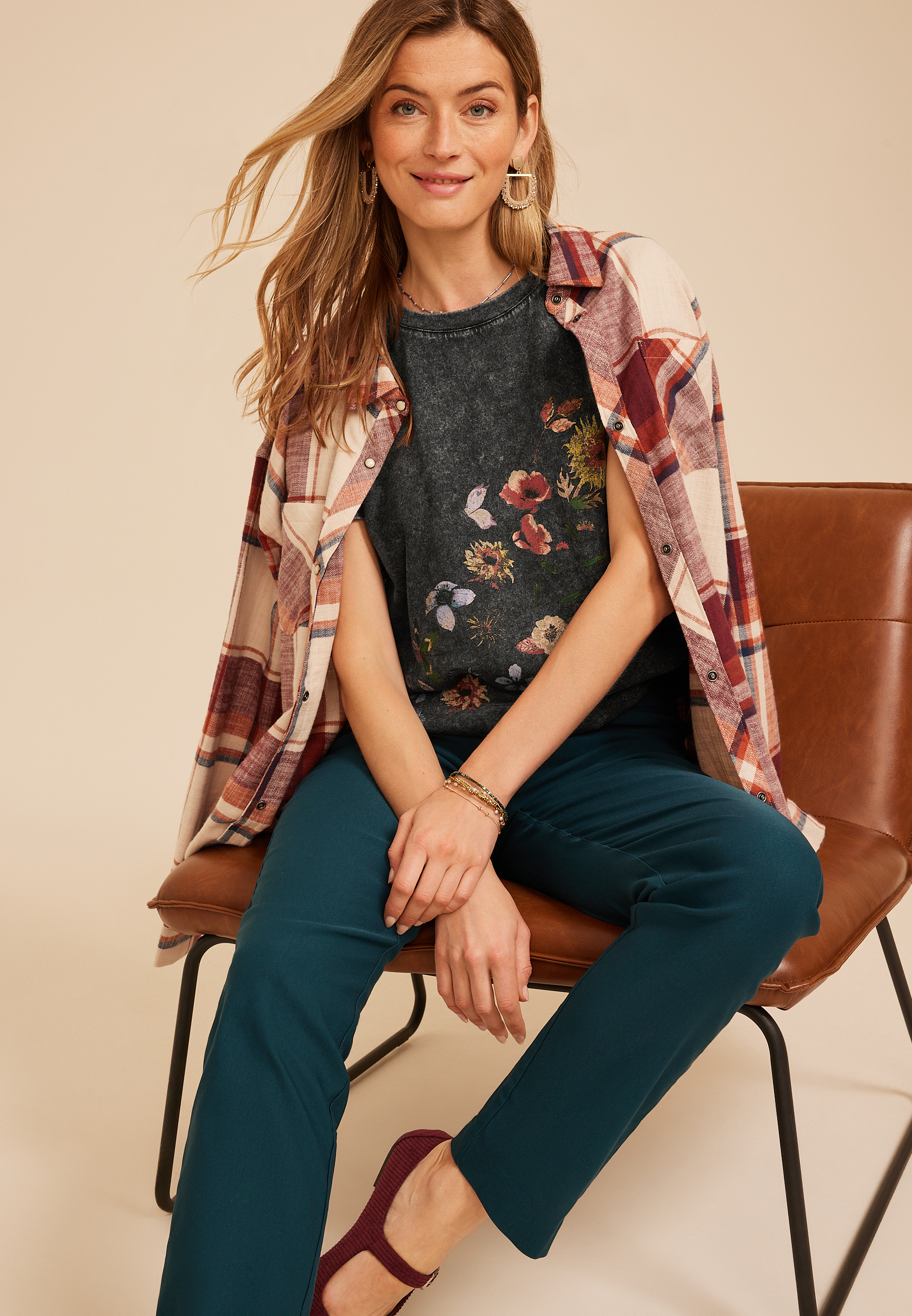 Trailing Floral Classic Fit Graphic Tee, C106, large