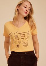 Thankful Every Single Day Classic Fit Graphic Tee, C8239, small
