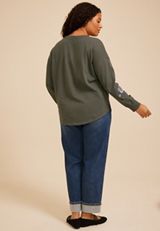 Plus Size Floral Heart Graphic Long Sleeve Tee, C4033, small