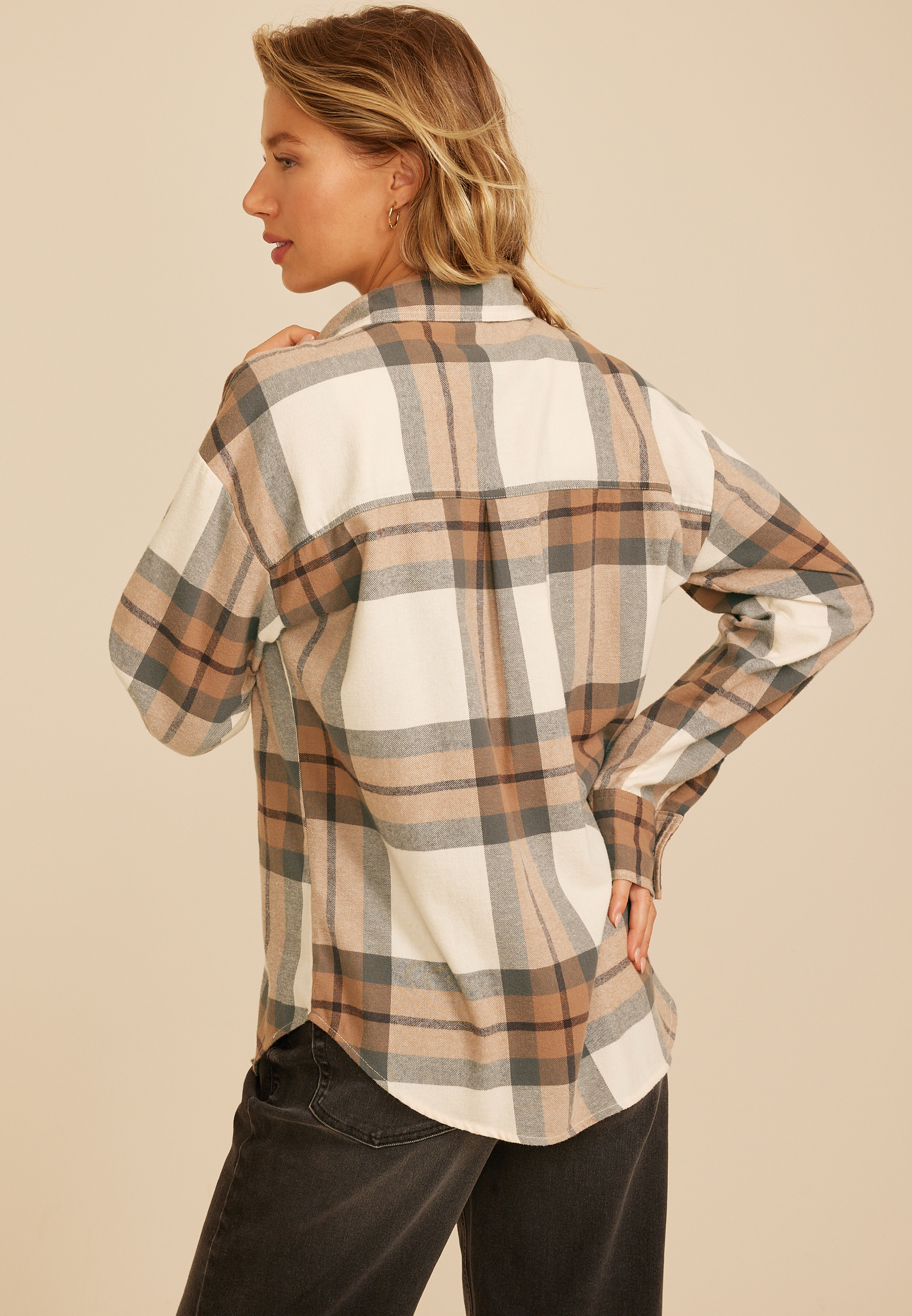 Plus Size Plaid Button Down Shirt, C8493, large