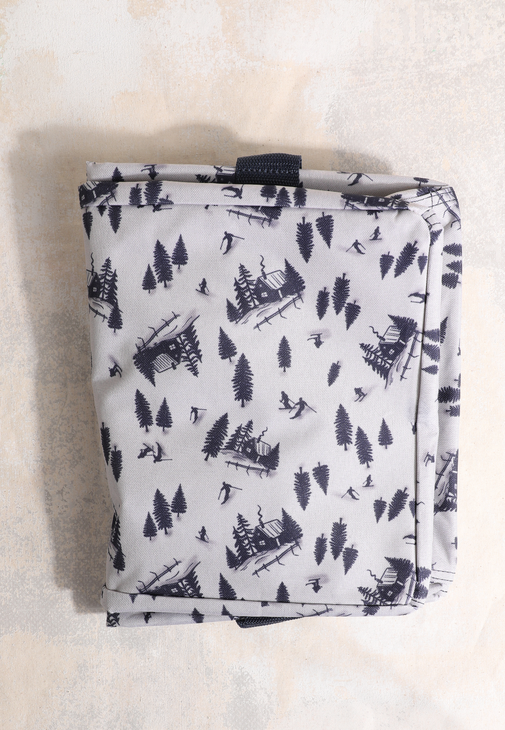 Holiday Everyday Adventure Ski Lodge Foldable Tote, C1769, large
