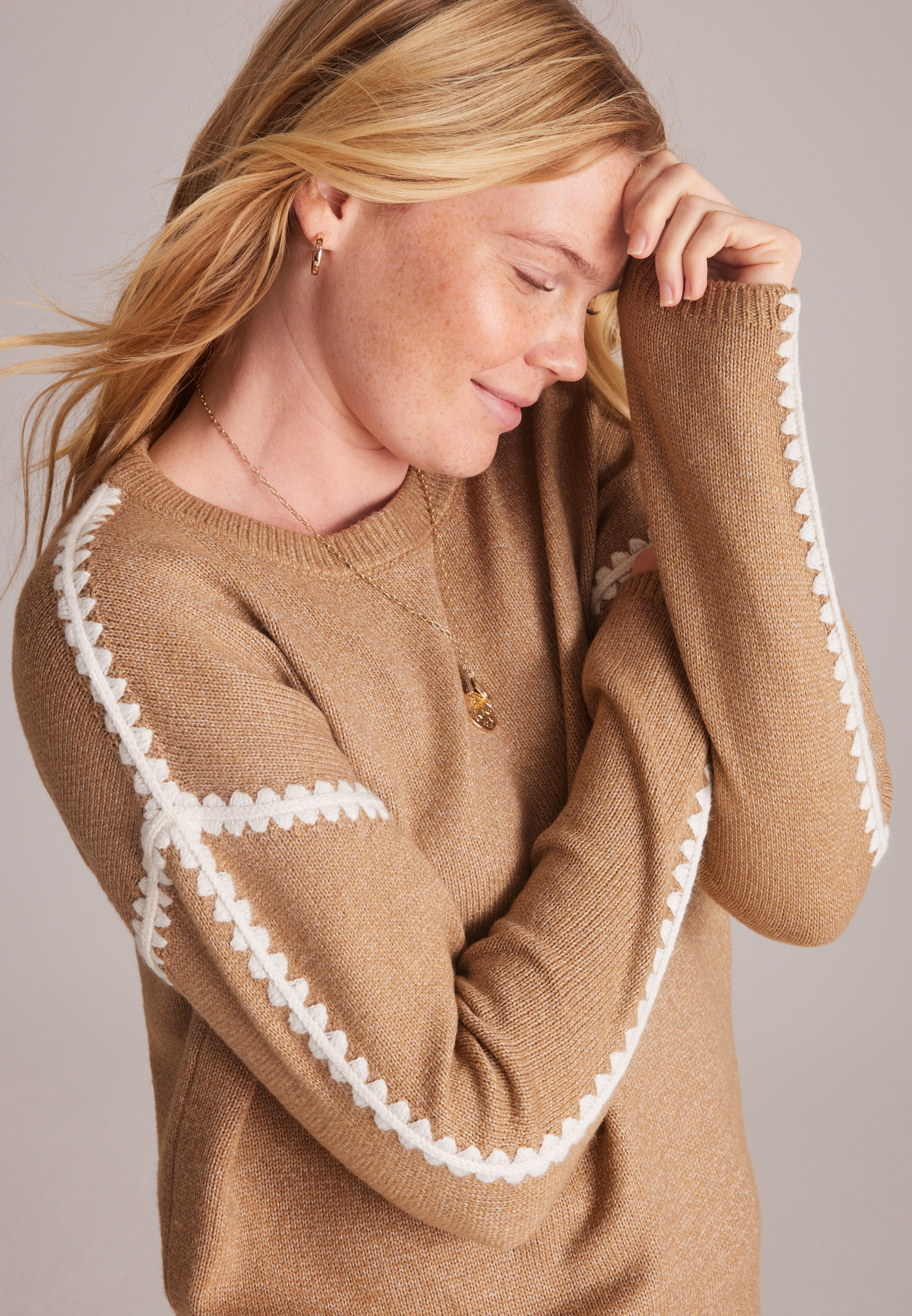 Contrast Stitch Sleeve Sweater, C1265, large