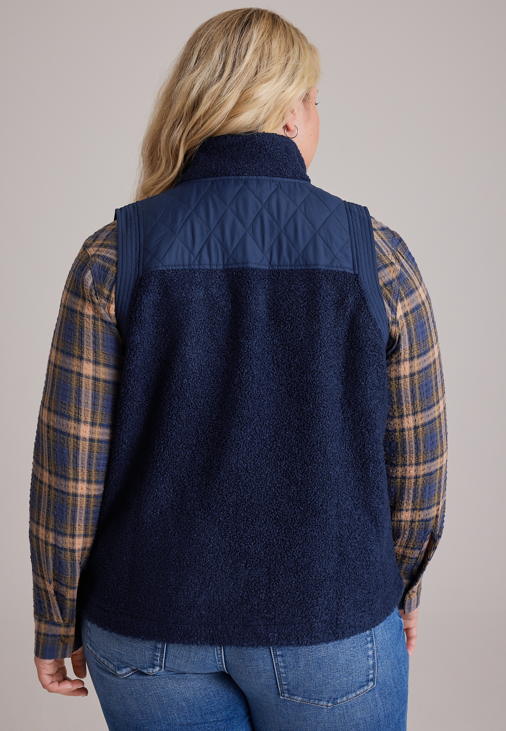 Plus Size Sherpa Mixed Media Vest, C9679, large