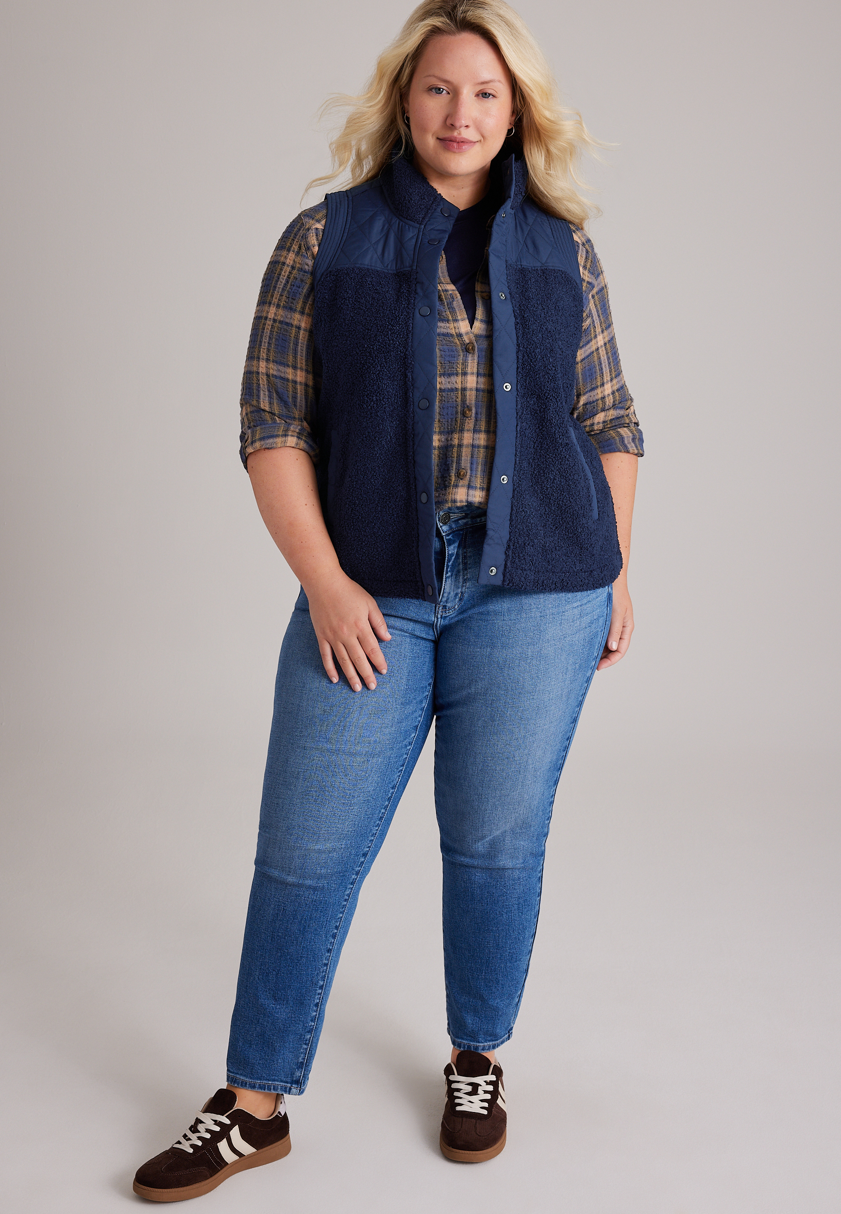 Plus Size Sherpa Mixed Media Vest, C9679, large