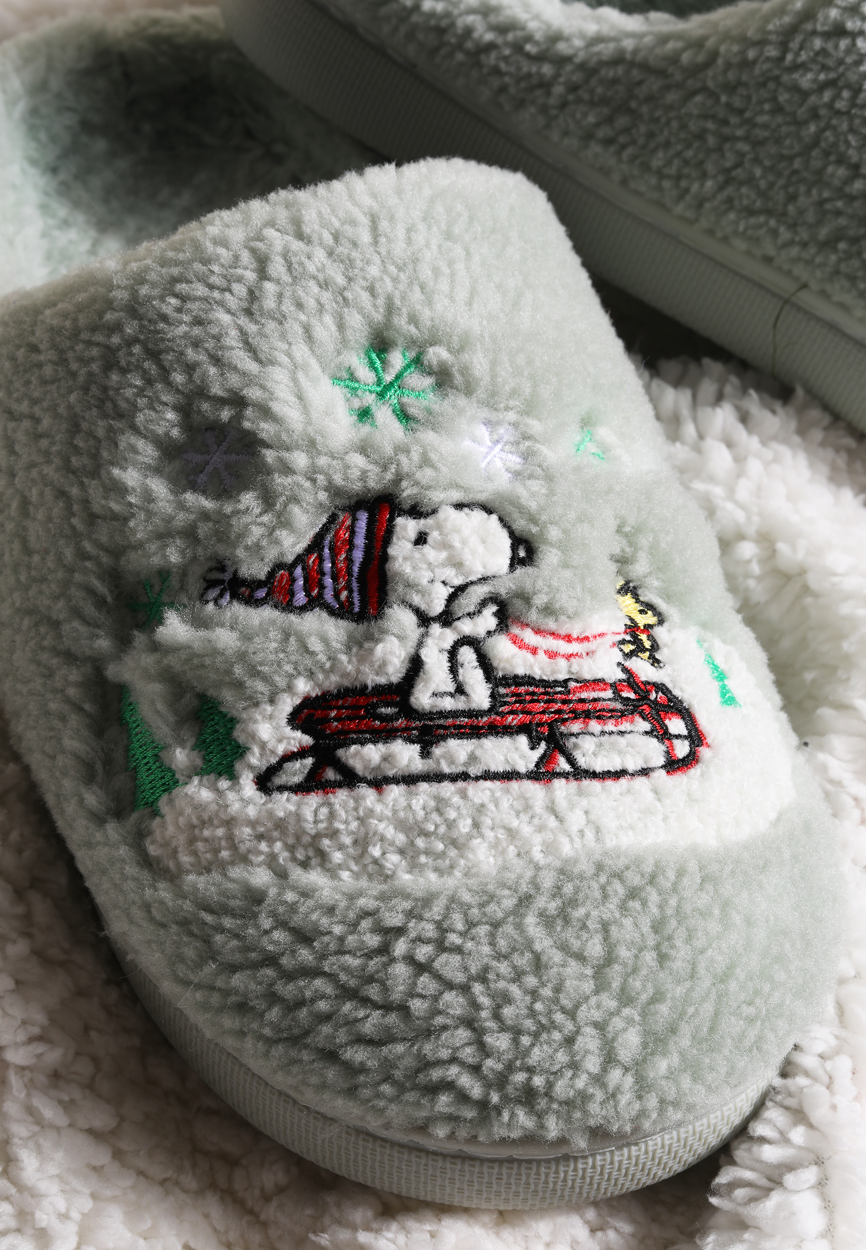 Peanuts Snoopy Sherpa Slippers, C5208, large