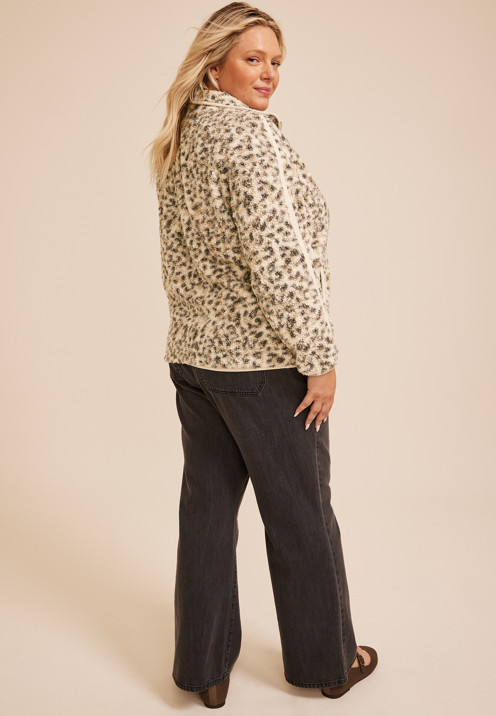 Plus Size Animal Sherpa Quarter Zip Pullover, C5296, large