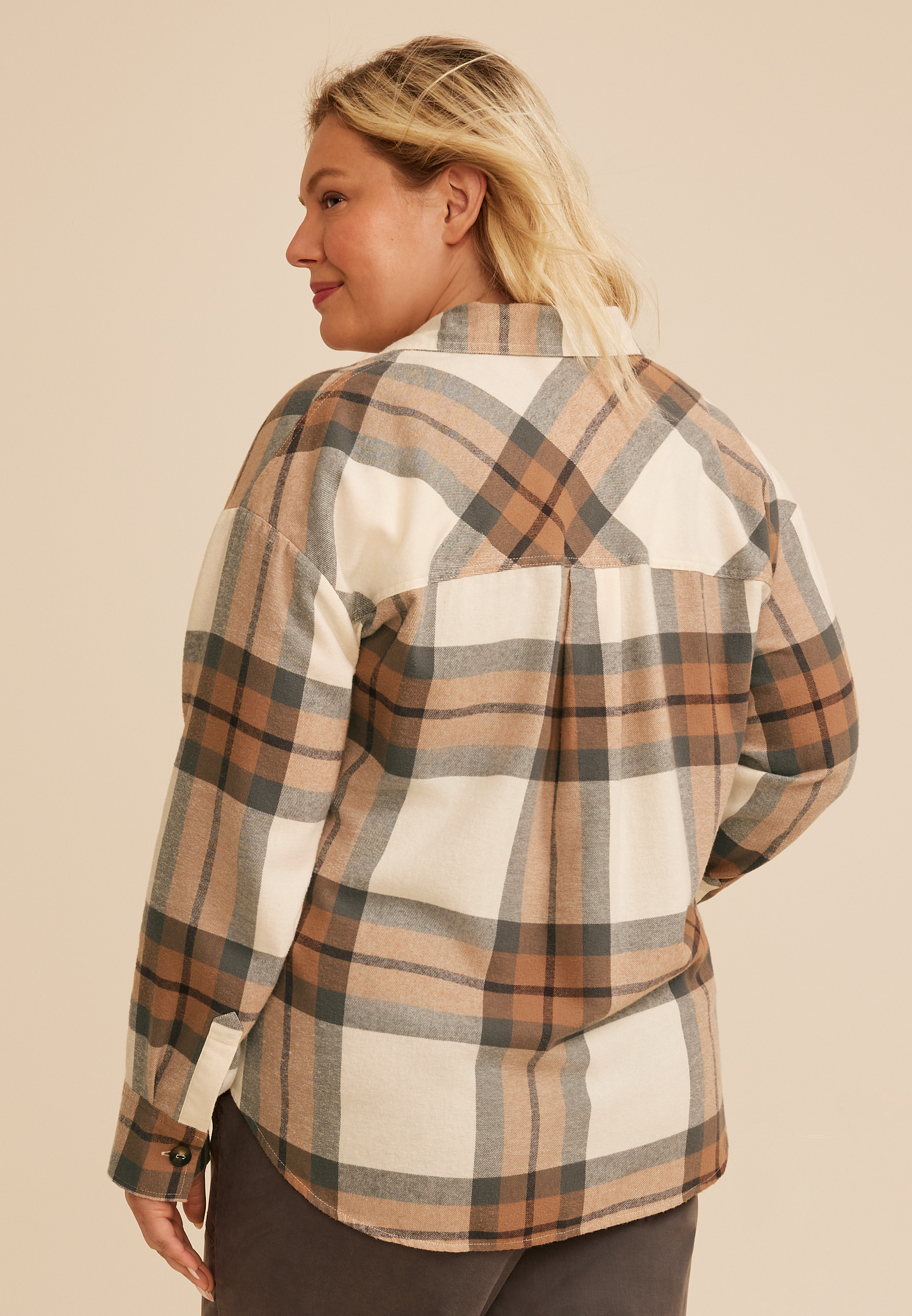 Plus Size Plaid Button Down Shirt, C8493, large