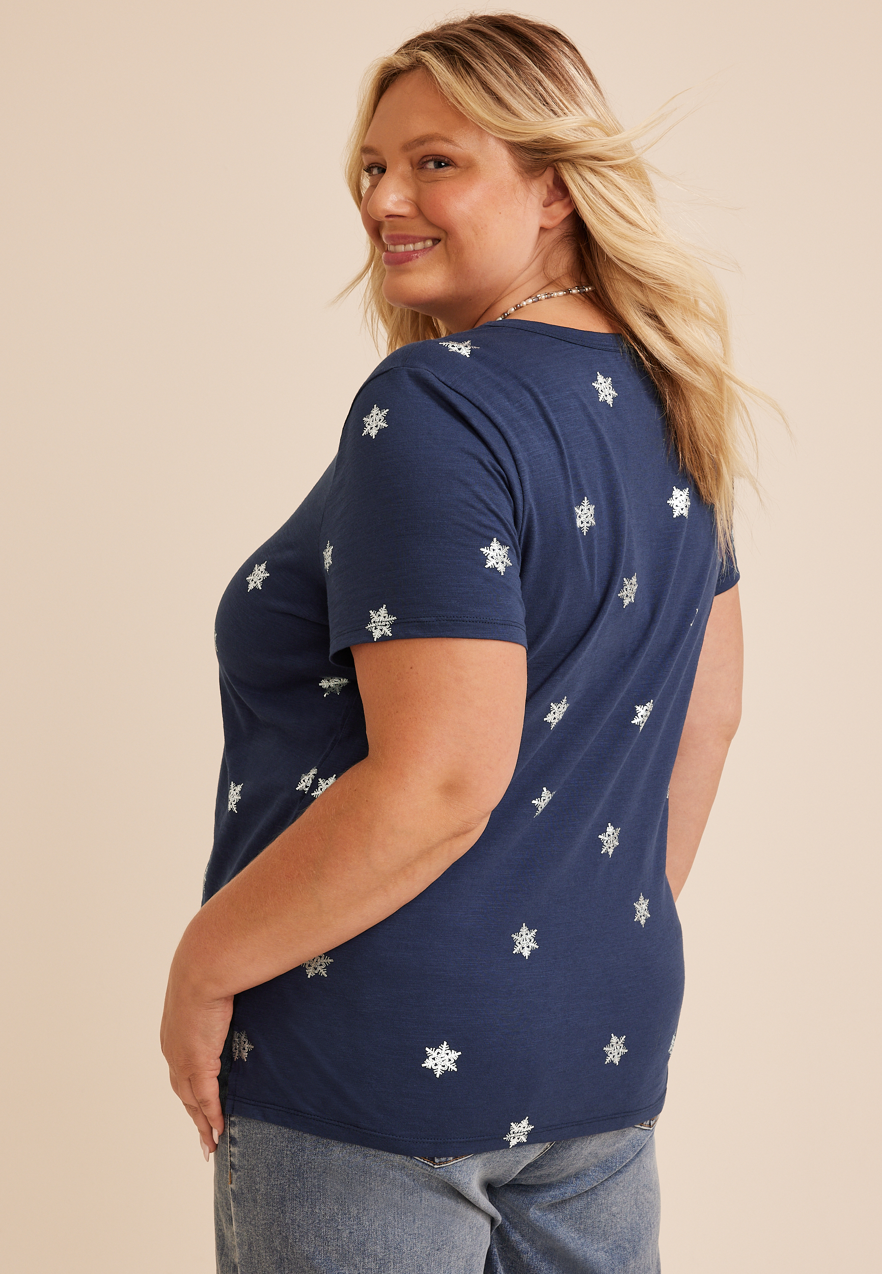 Plus Size 24/7 Dawson Snowflake Crew Neck Tee, C54, large