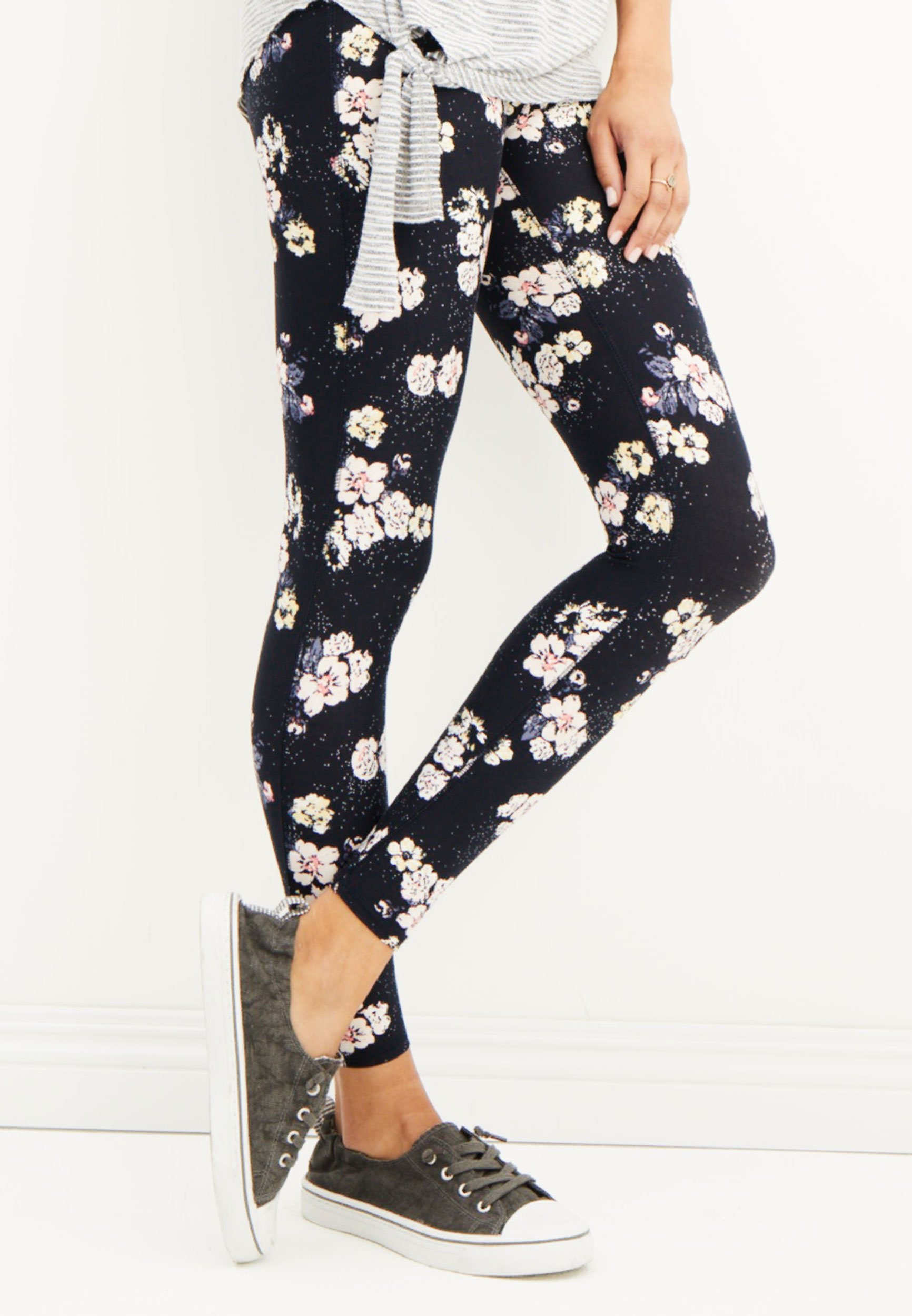 7/8 active legging in floral print | maurices