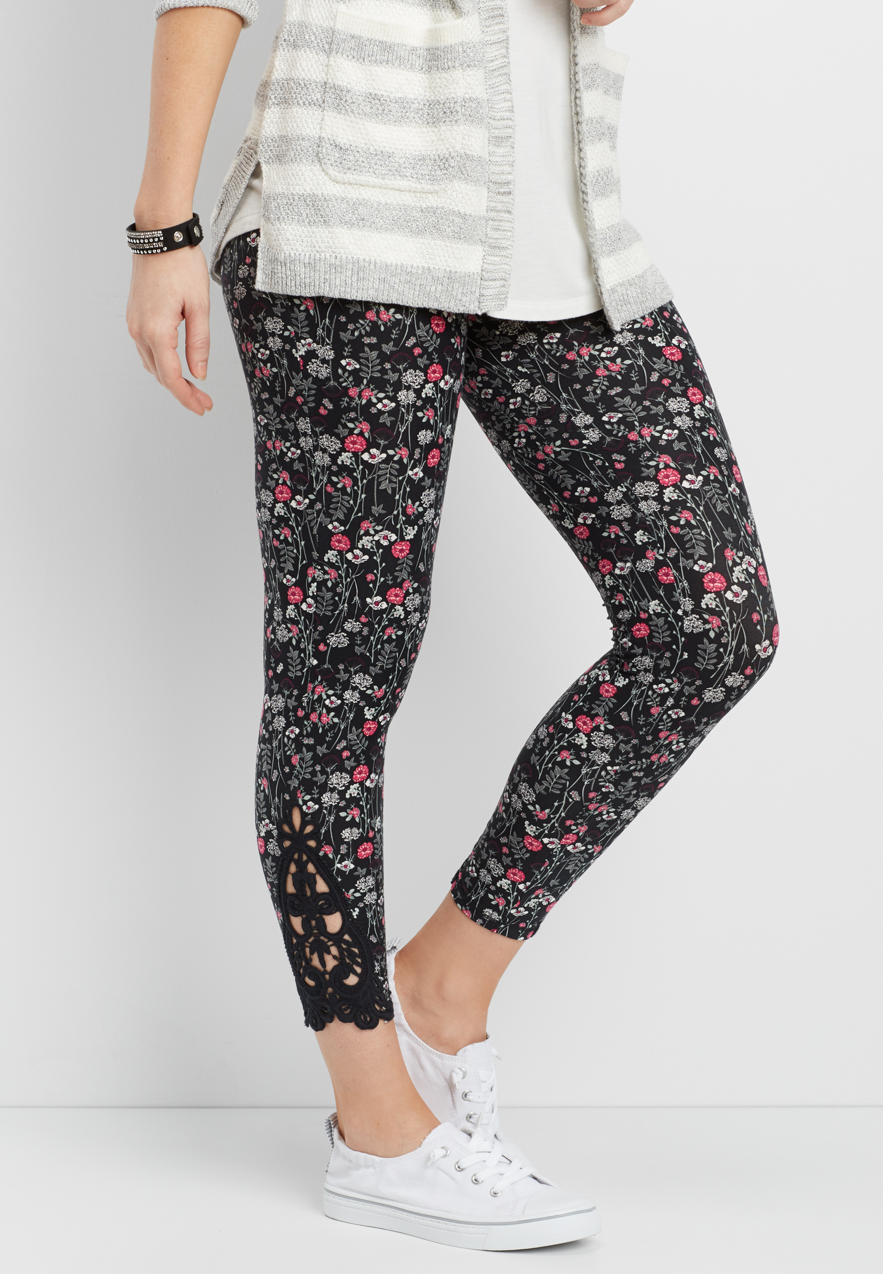 ultra soft floral 7/8 legging with crochet bottom hem inlay | maurices