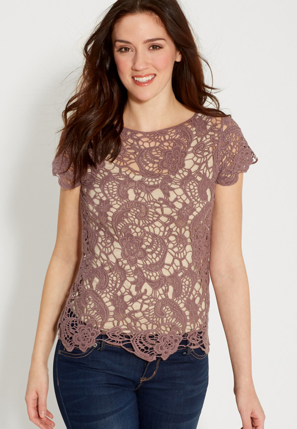 floral crocheted tee with scalloped hems | maurices
