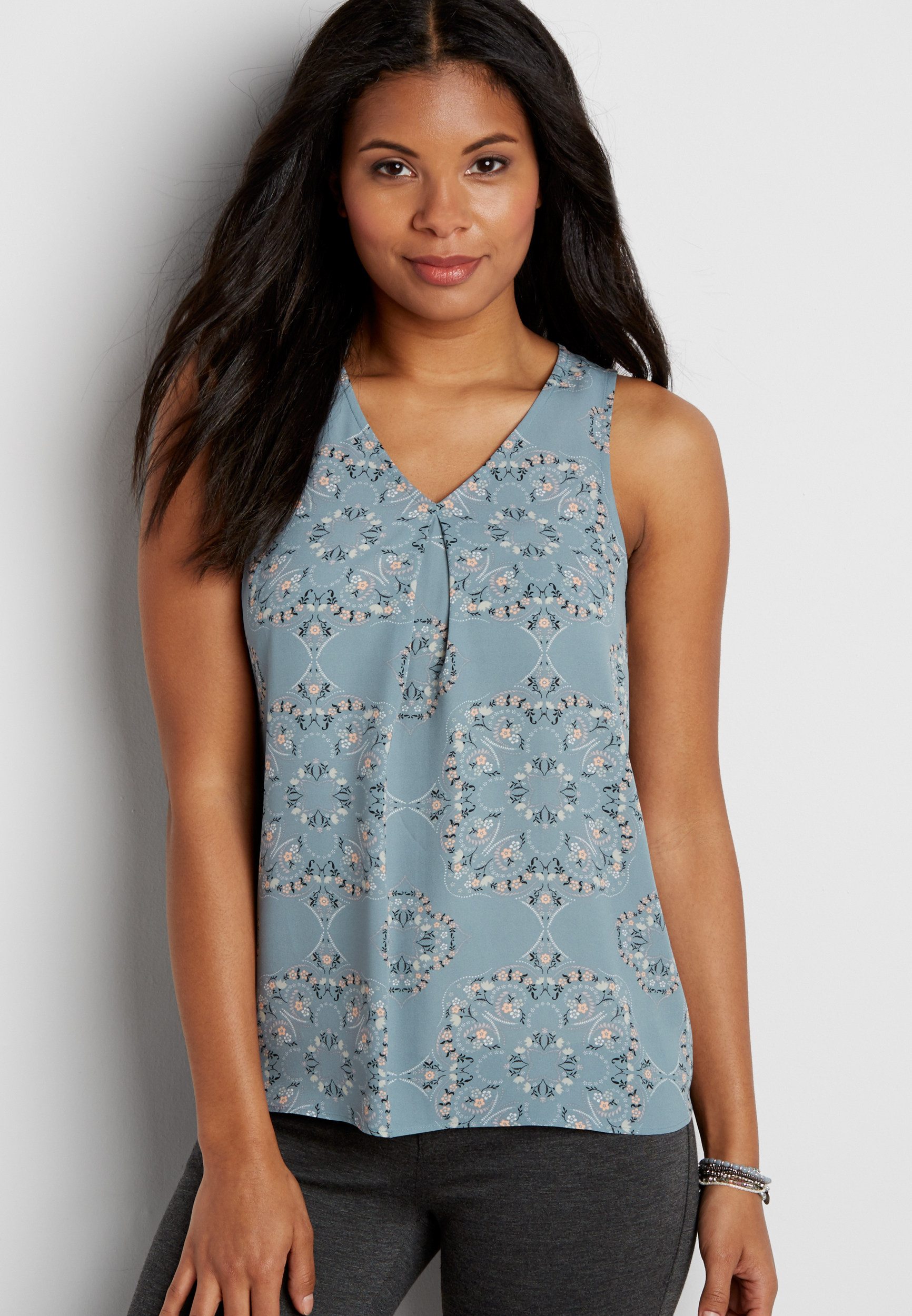 the perfect sleeveless blouse in floral medallion print | maurices